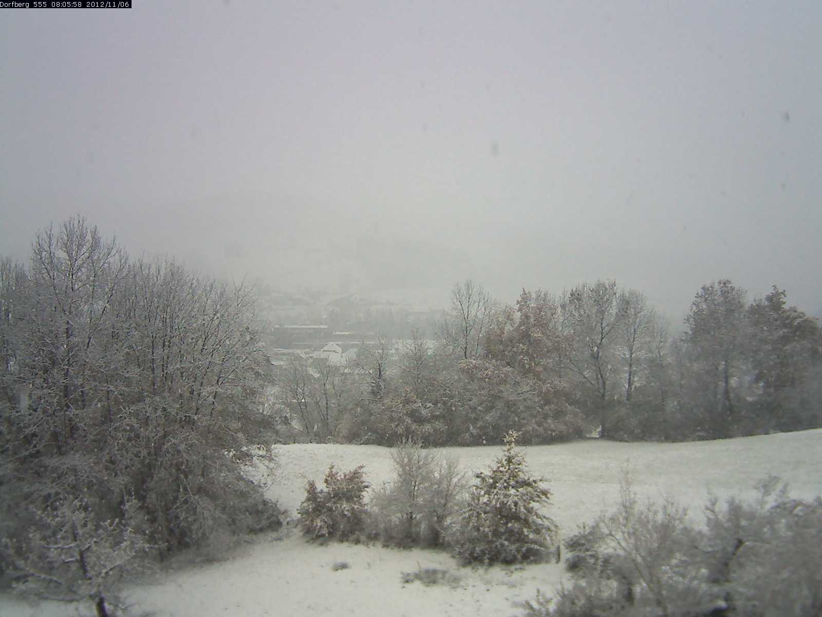 Webcam-Bild: Aussicht vom Dorfberg in Langnau 20121106-080600
