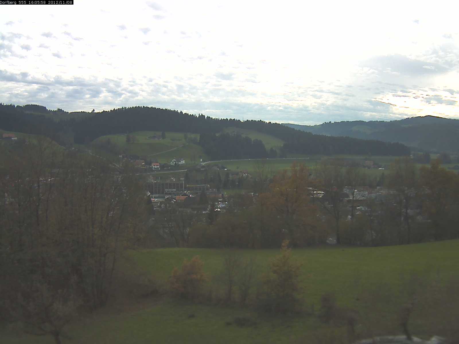 Webcam-Bild: Aussicht vom Dorfberg in Langnau 20121108-160600