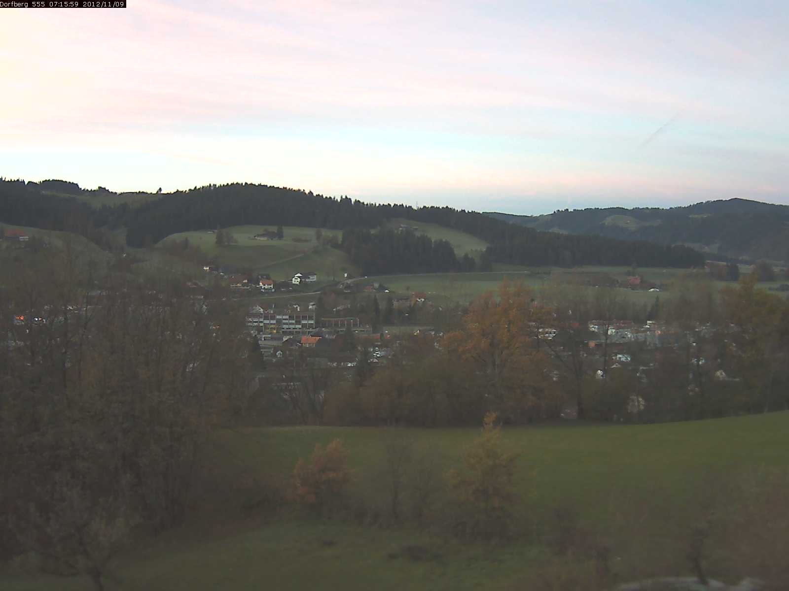 Webcam-Bild: Aussicht vom Dorfberg in Langnau 20121109-071600