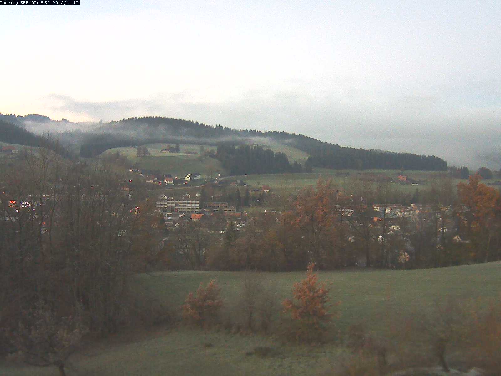 Webcam-Bild: Aussicht vom Dorfberg in Langnau 20121117-071600