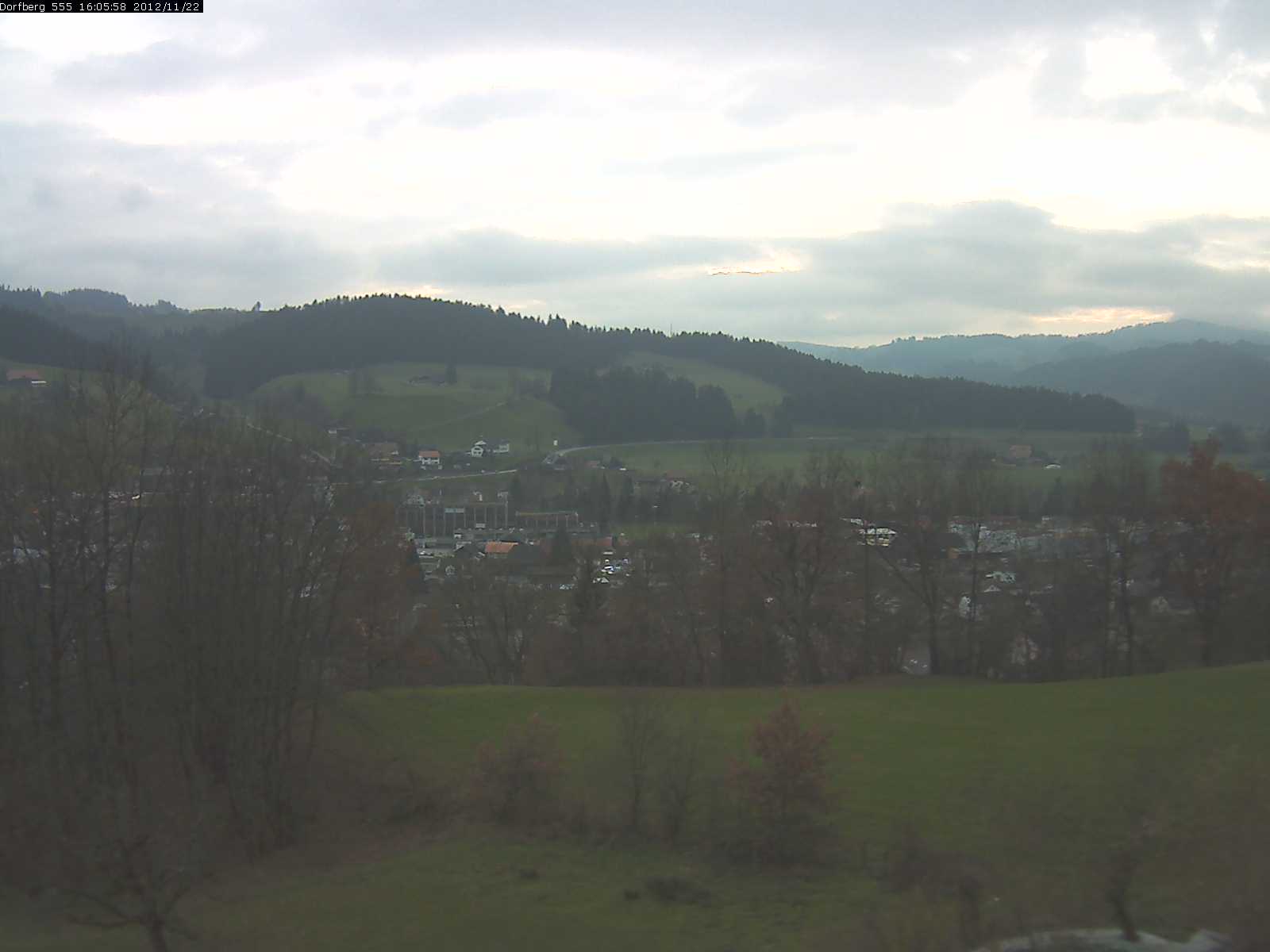Webcam-Bild: Aussicht vom Dorfberg in Langnau 20121122-160600