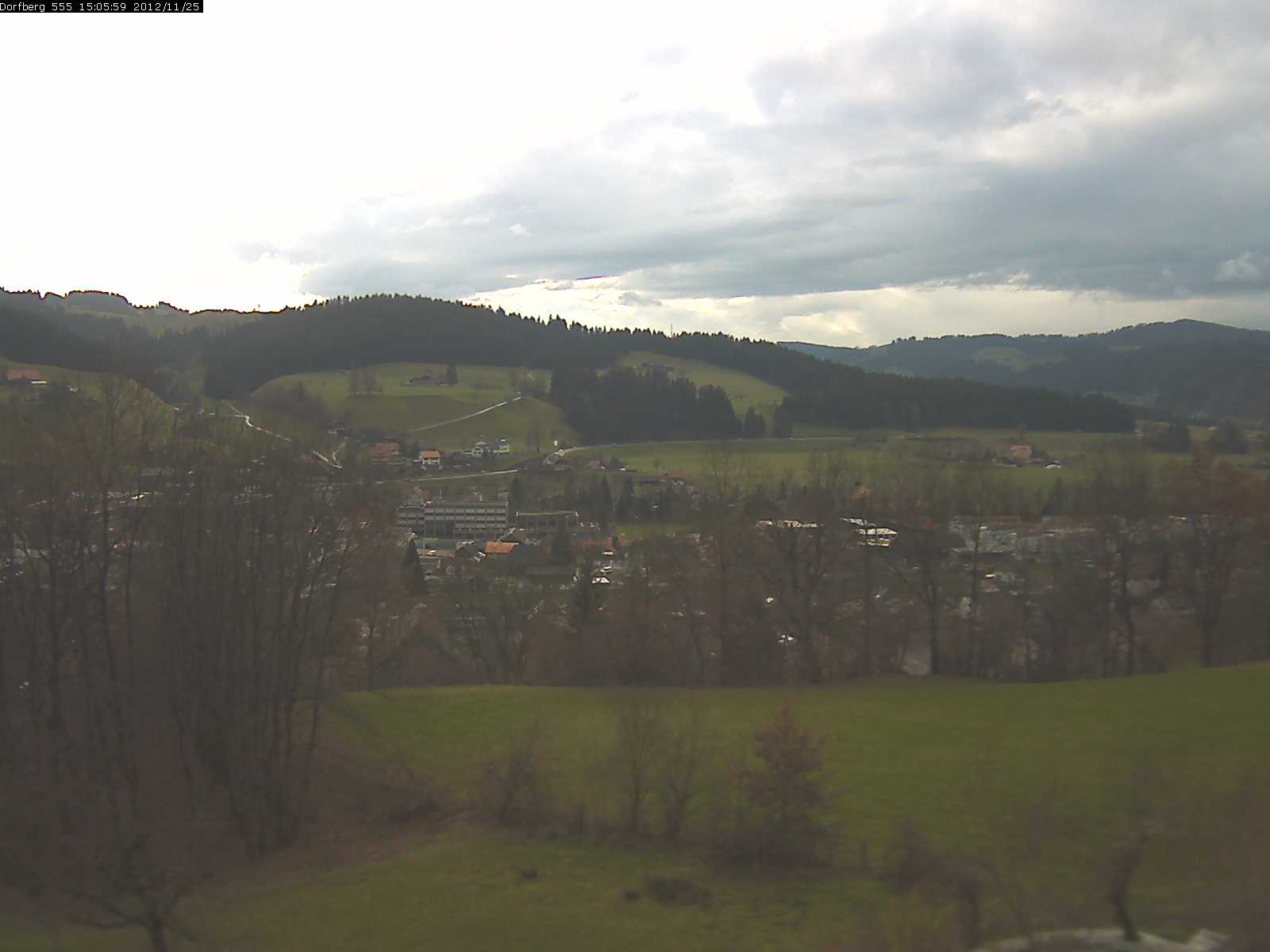 Webcam-Bild: Aussicht vom Dorfberg in Langnau 20121125-150600