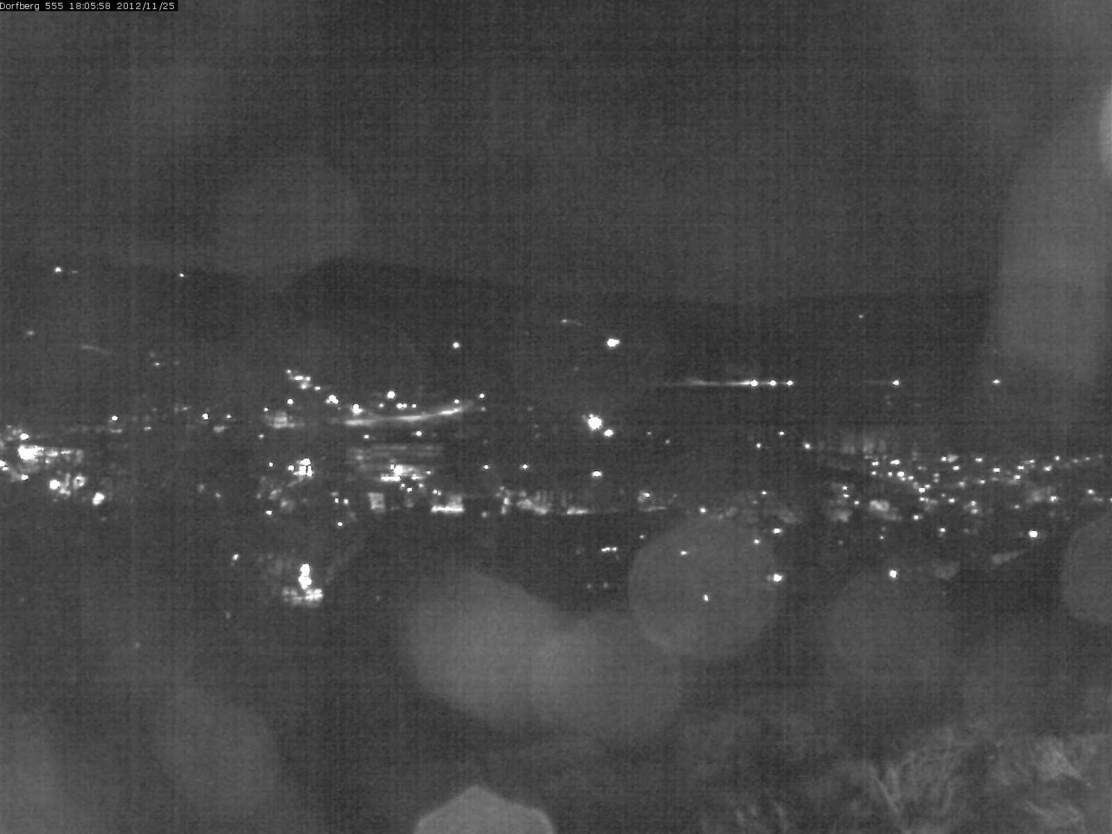 Webcam-Bild: Aussicht vom Dorfberg in Langnau 20121125-180600