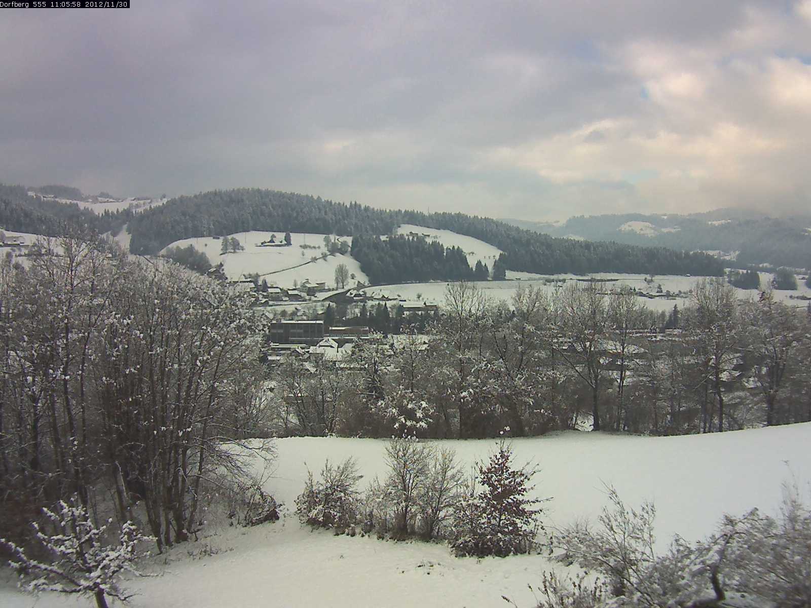 Webcam-Bild: Aussicht vom Dorfberg in Langnau 20121130-110600