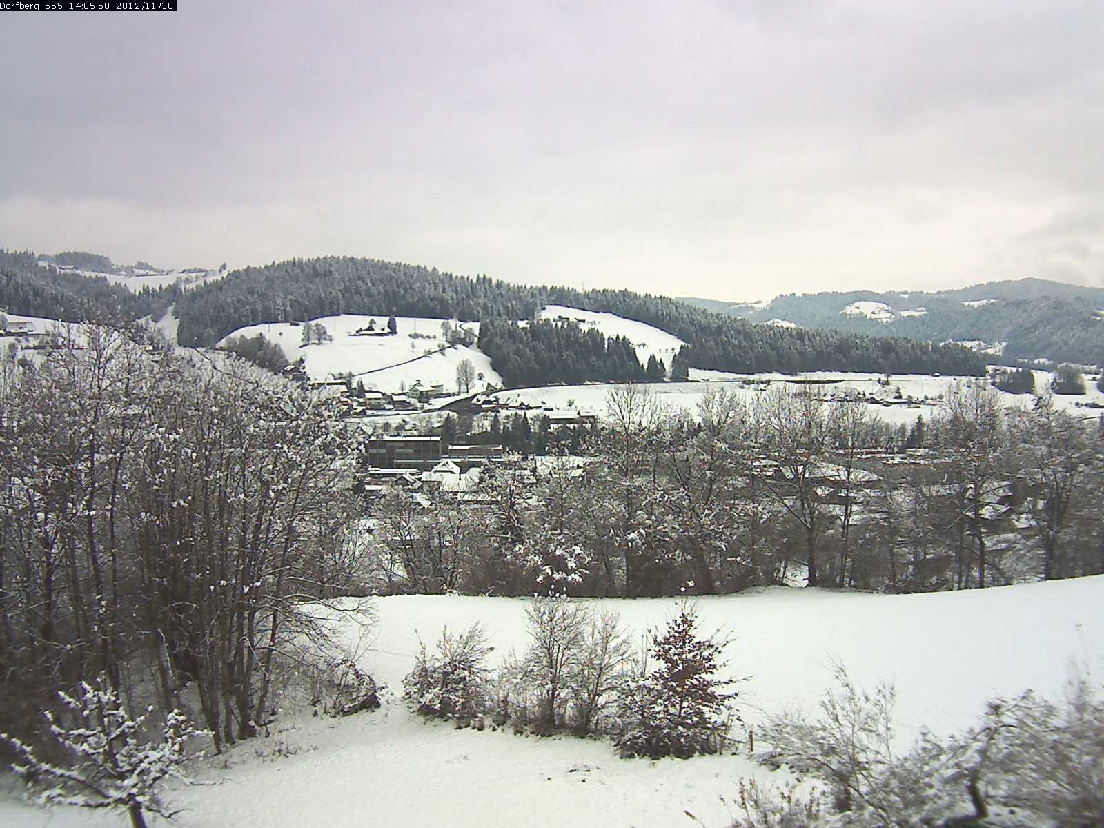 Webcam-Bild: Aussicht vom Dorfberg in Langnau 20121130-140600