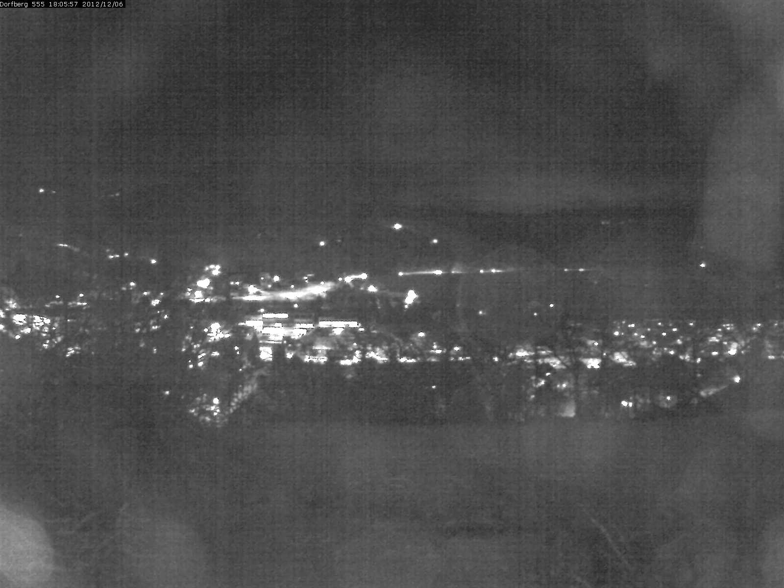 Webcam-Bild: Aussicht vom Dorfberg in Langnau 20121206-180600