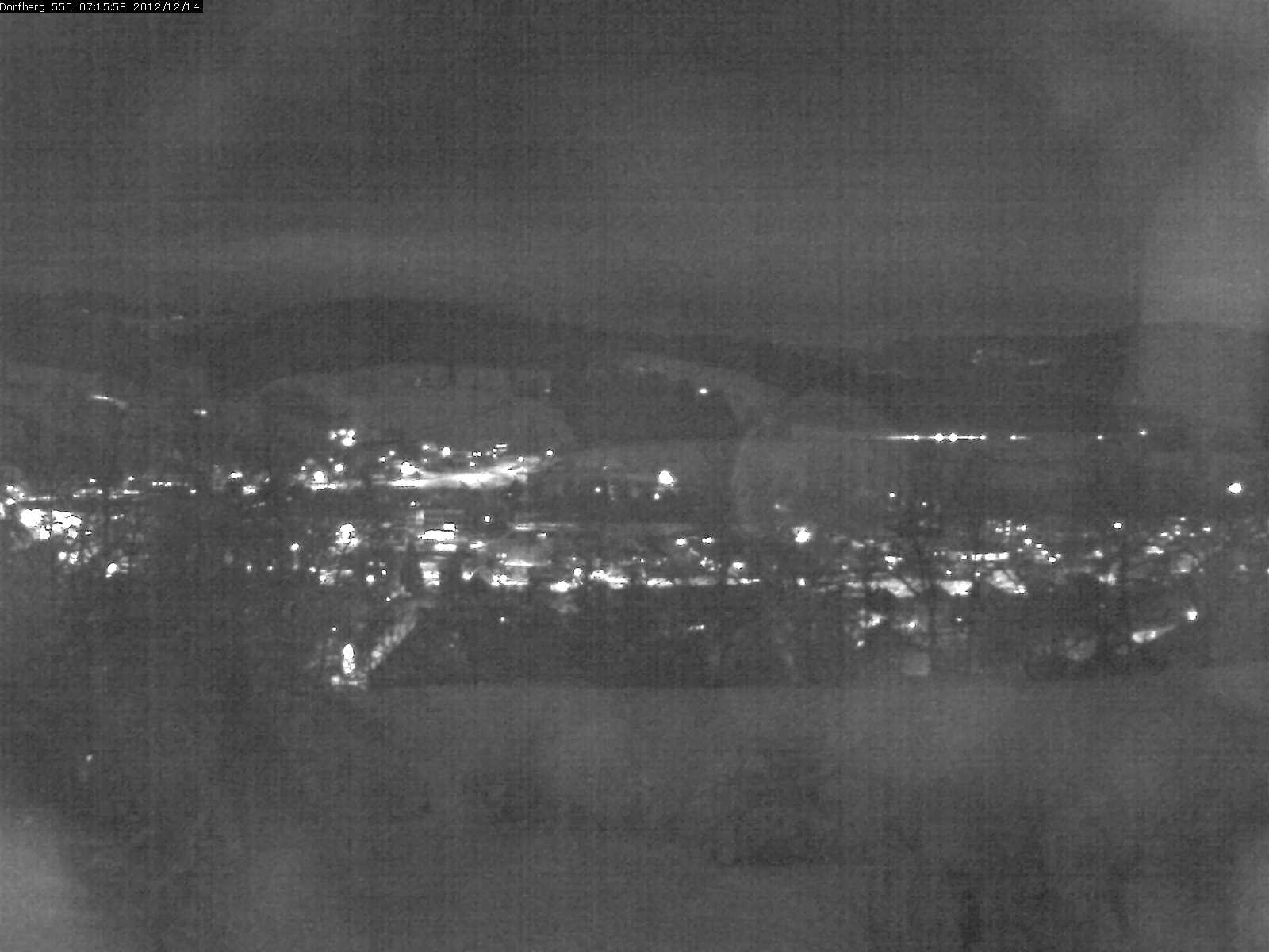 Webcam-Bild: Aussicht vom Dorfberg in Langnau 20121214-071600