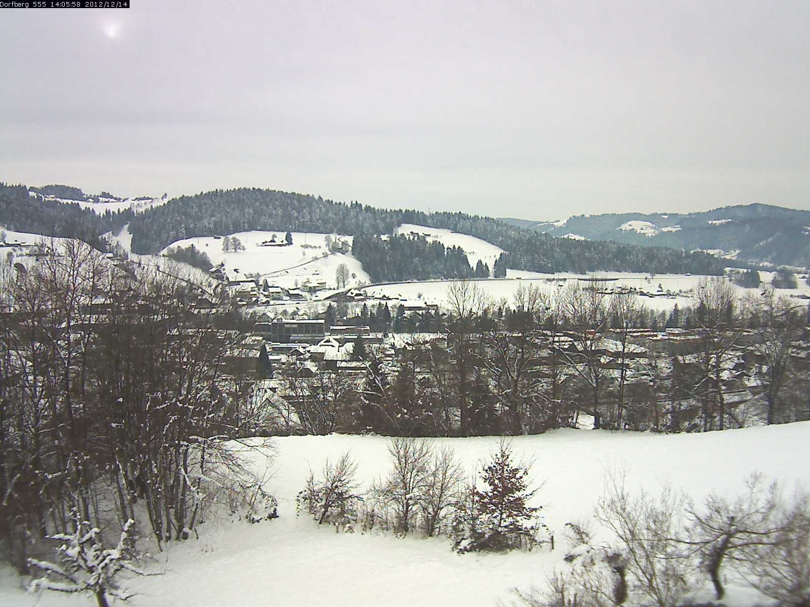 Webcam-Bild: Aussicht vom Dorfberg in Langnau 20121214-140600