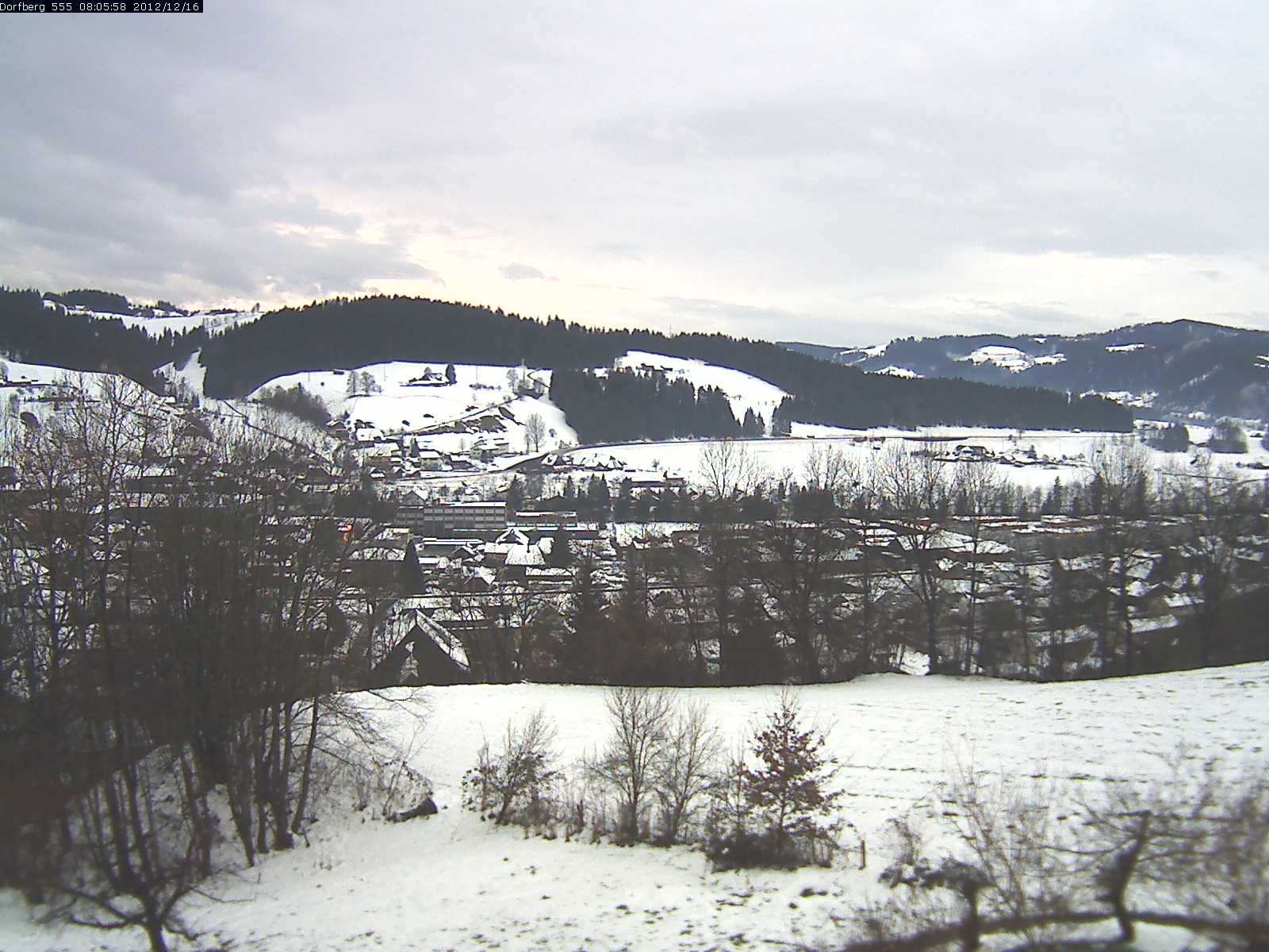 Webcam-Bild: Aussicht vom Dorfberg in Langnau 20121216-080600