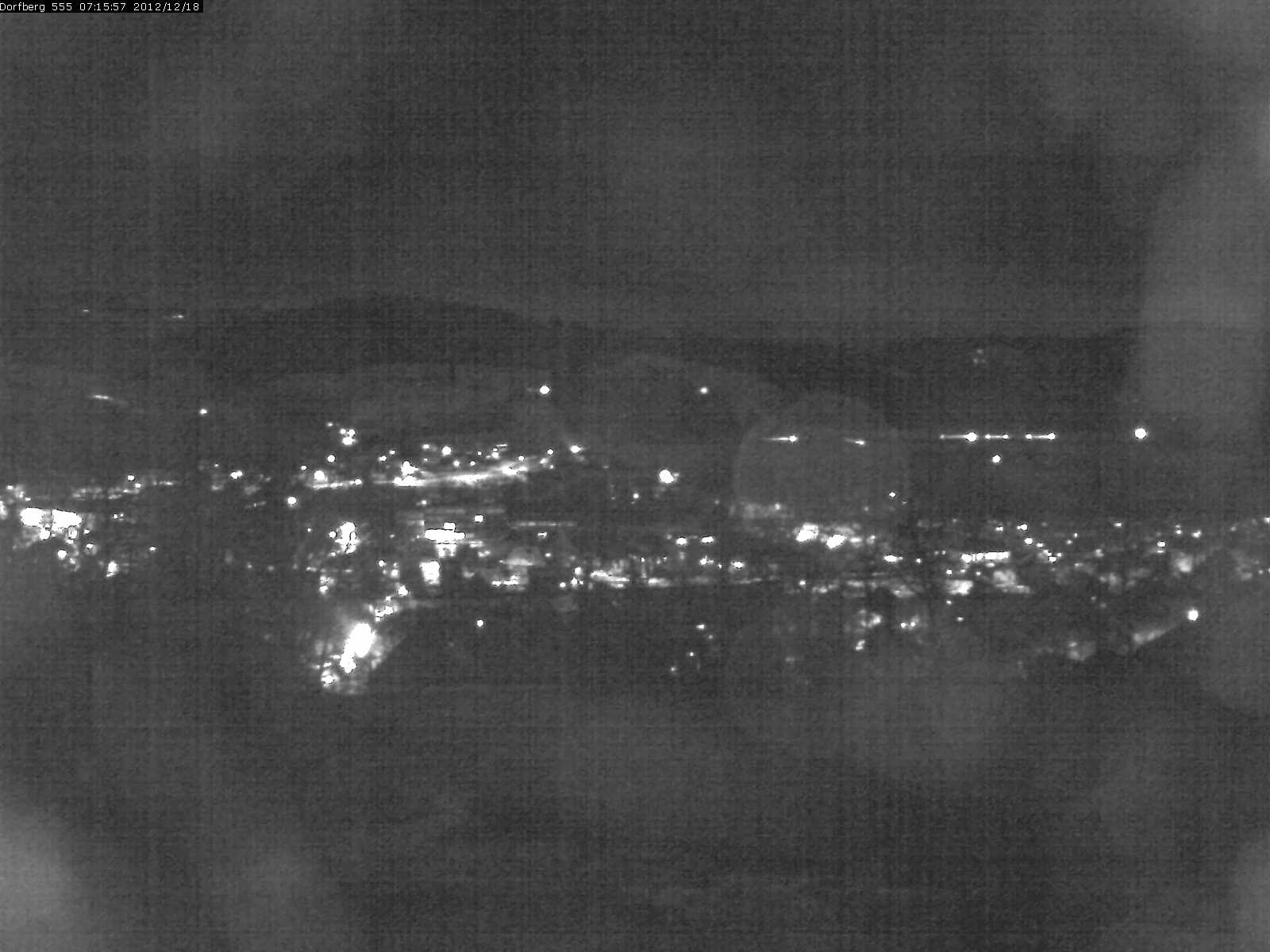 Webcam-Bild: Aussicht vom Dorfberg in Langnau 20121218-071600