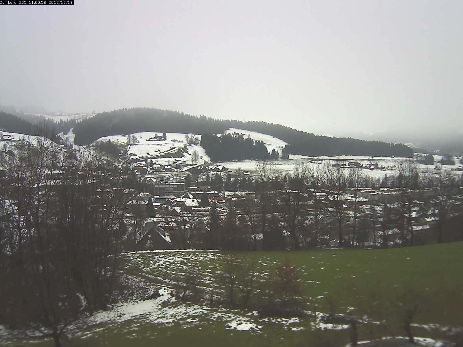 Webcam-Bild: Aussicht vom Dorfberg in Langnau 20121218-110600