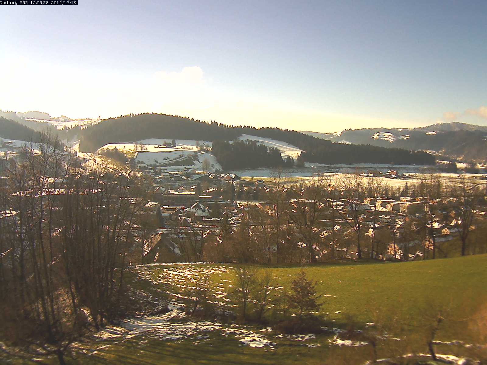 Webcam-Bild: Aussicht vom Dorfberg in Langnau 20121219-120600