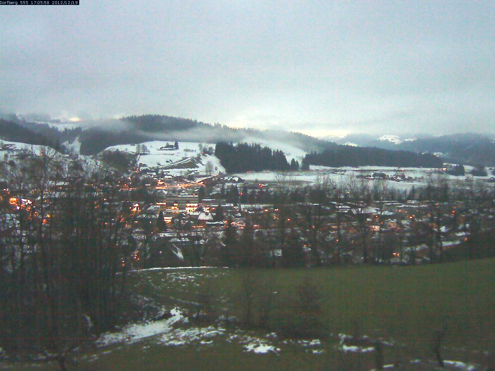 Webcam-Bild: Aussicht vom Dorfberg in Langnau 20121219-170600