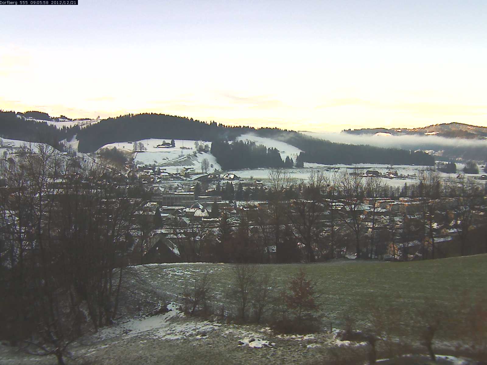 Webcam-Bild: Aussicht vom Dorfberg in Langnau 20121221-090600