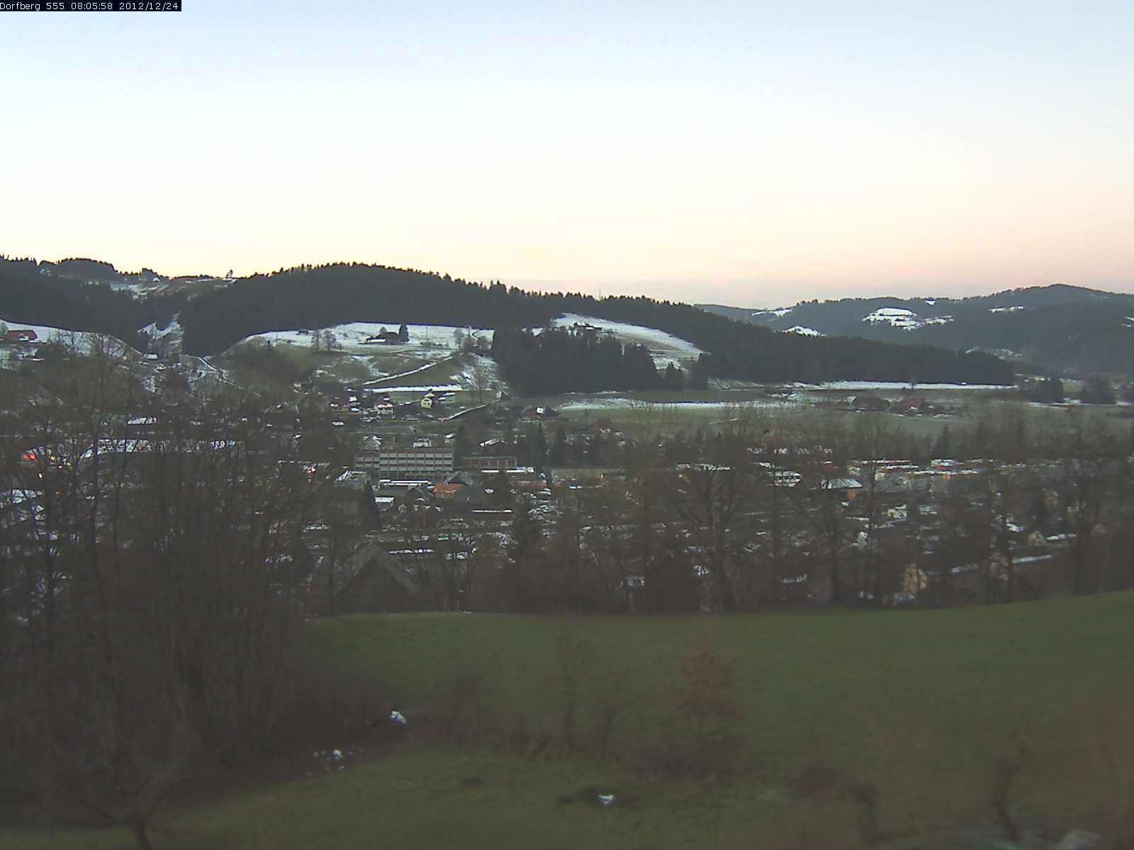 Webcam-Bild: Aussicht vom Dorfberg in Langnau 20121224-080600