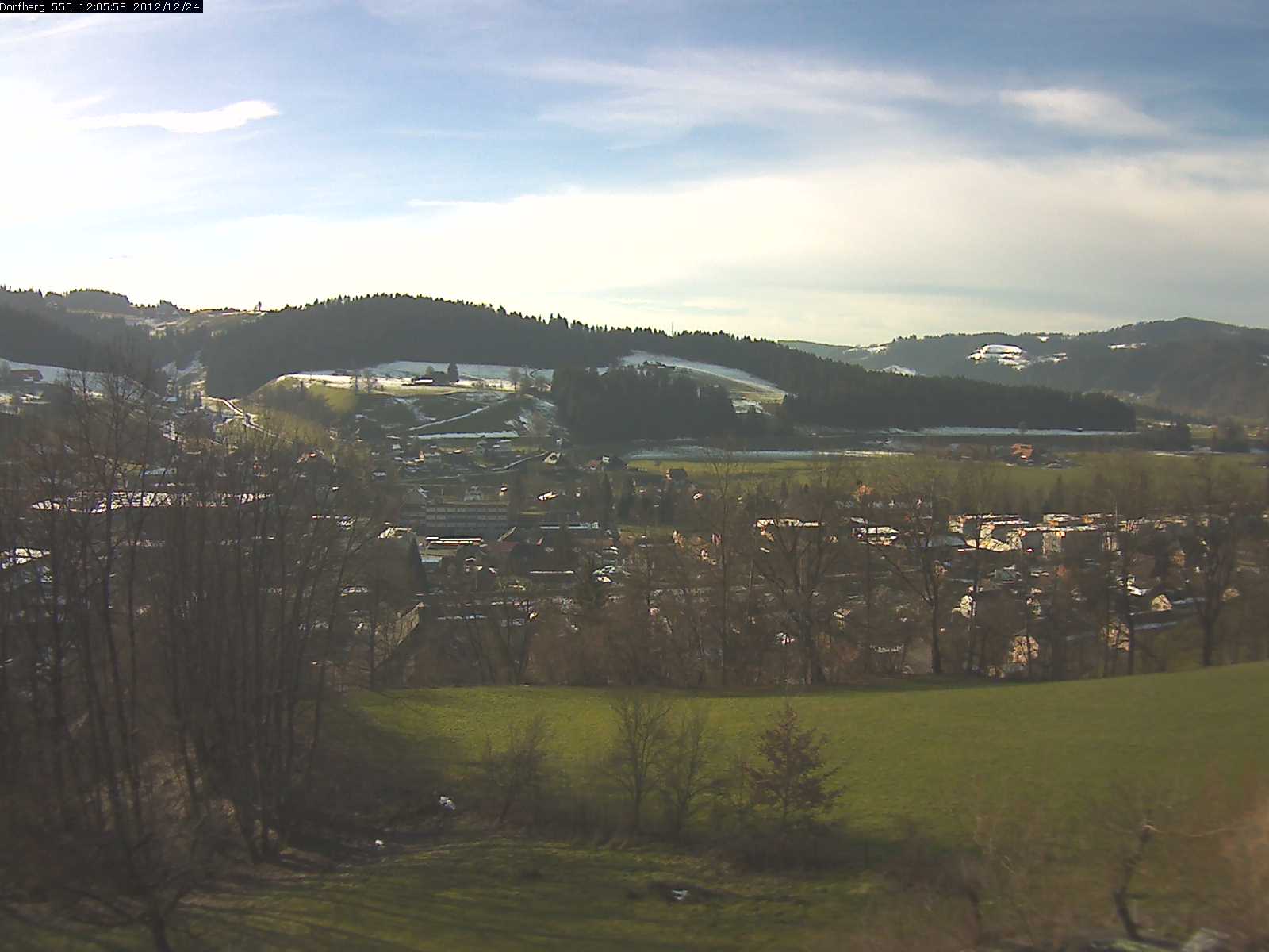 Webcam-Bild: Aussicht vom Dorfberg in Langnau 20121224-120600