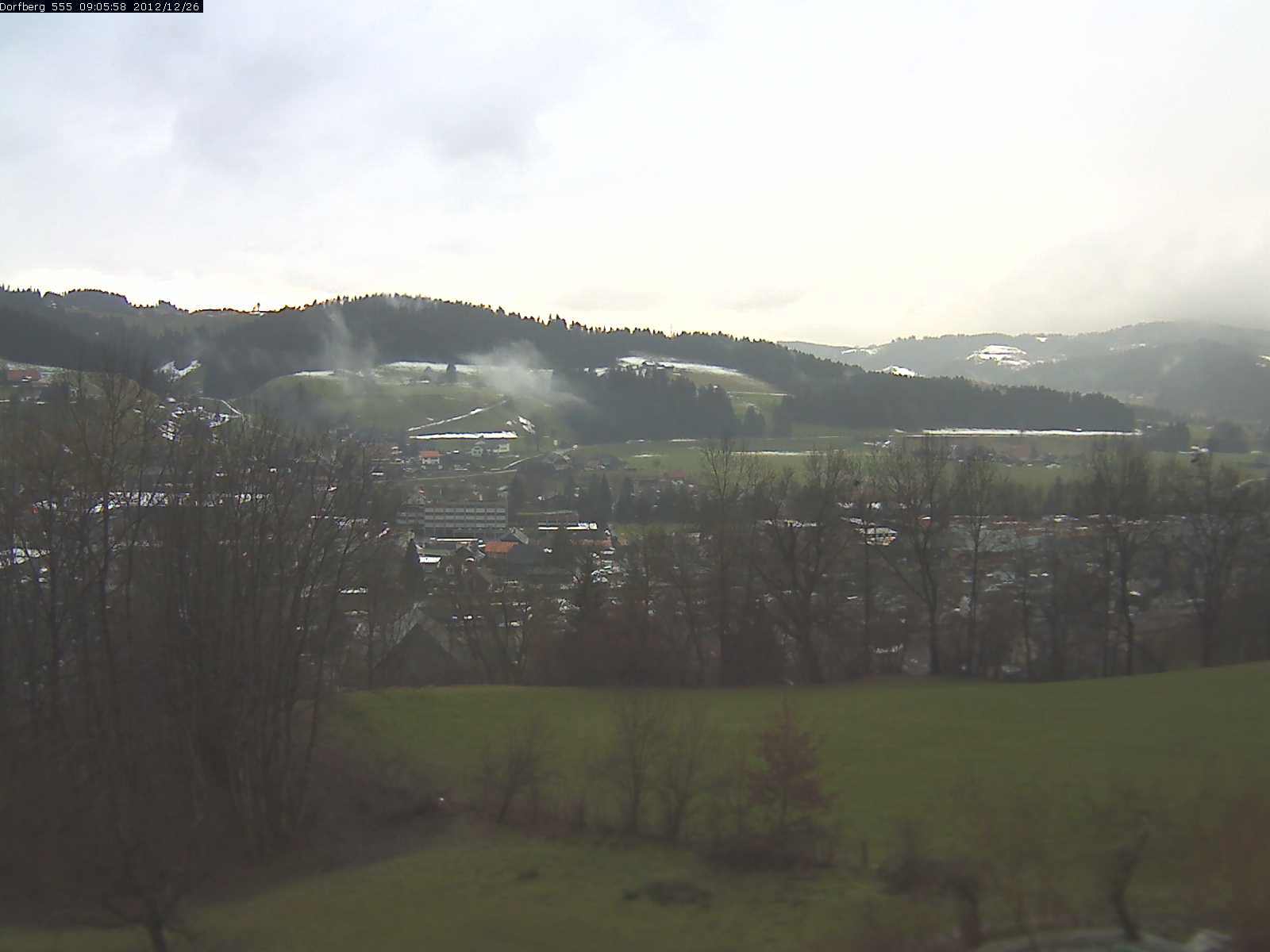 Webcam-Bild: Aussicht vom Dorfberg in Langnau 20121226-090600
