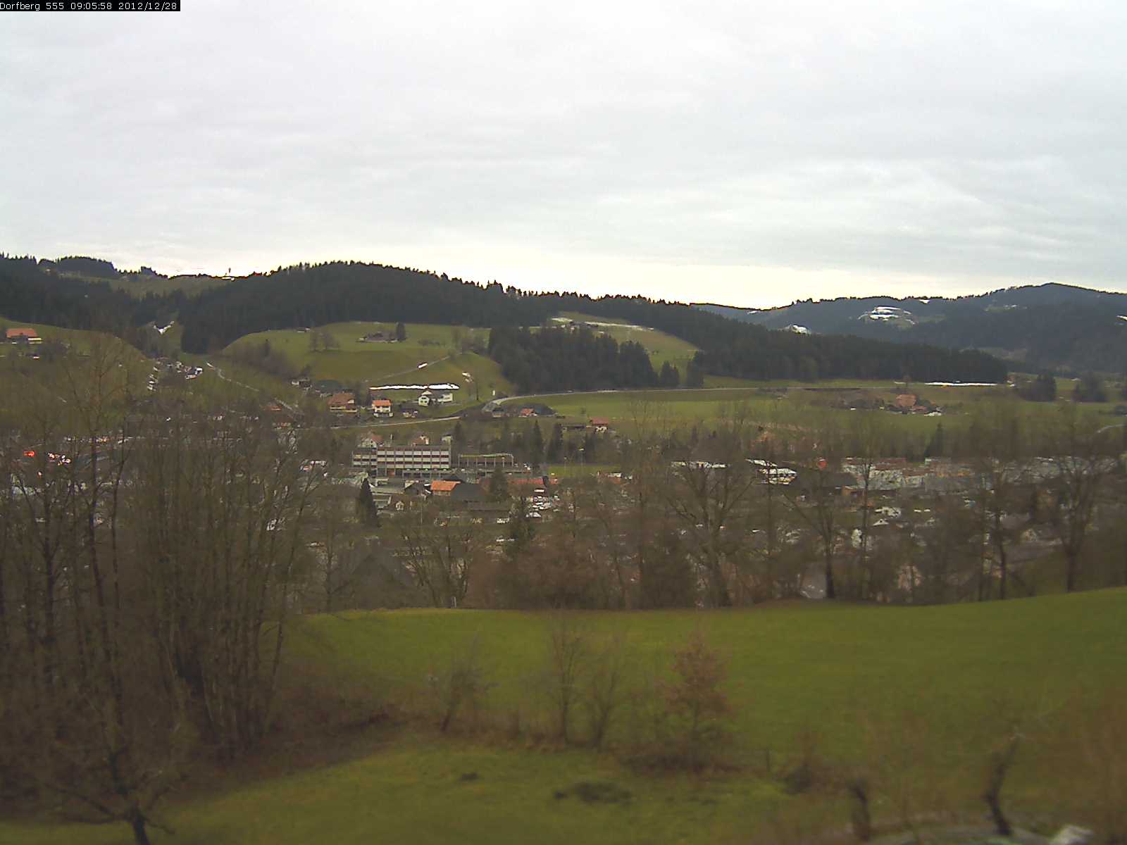 Webcam-Bild: Aussicht vom Dorfberg in Langnau 20121228-090600