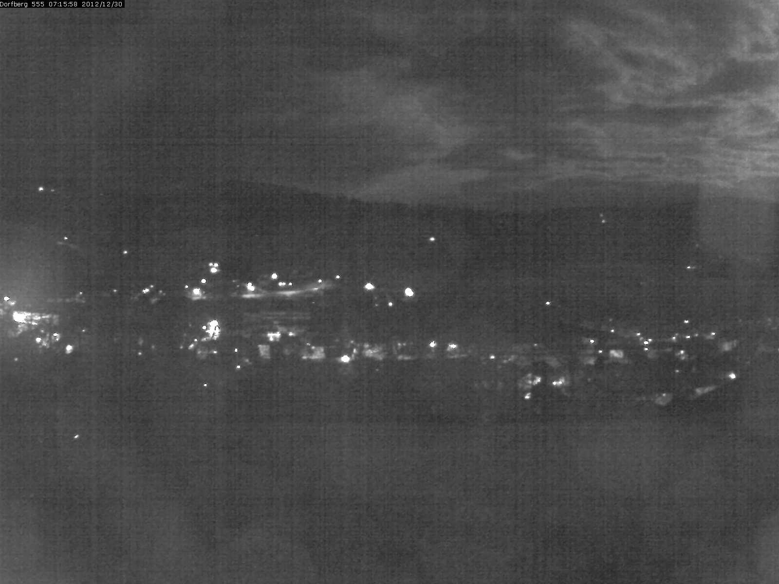 Webcam-Bild: Aussicht vom Dorfberg in Langnau 20121230-071600