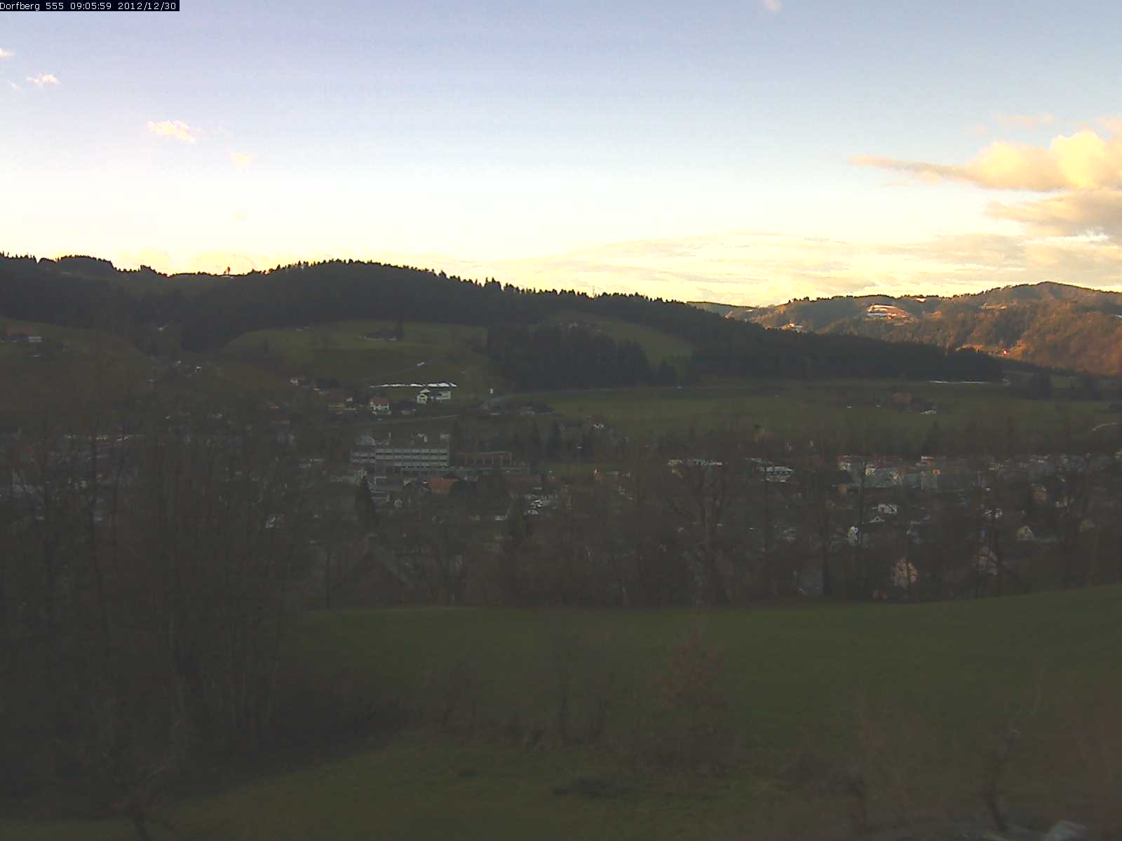 Webcam-Bild: Aussicht vom Dorfberg in Langnau 20121230-090600
