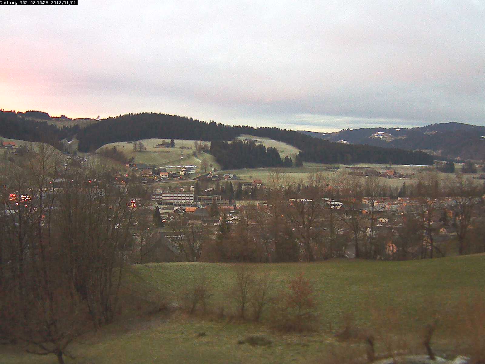 Webcam-Bild: Aussicht vom Dorfberg in Langnau 20130101-080600