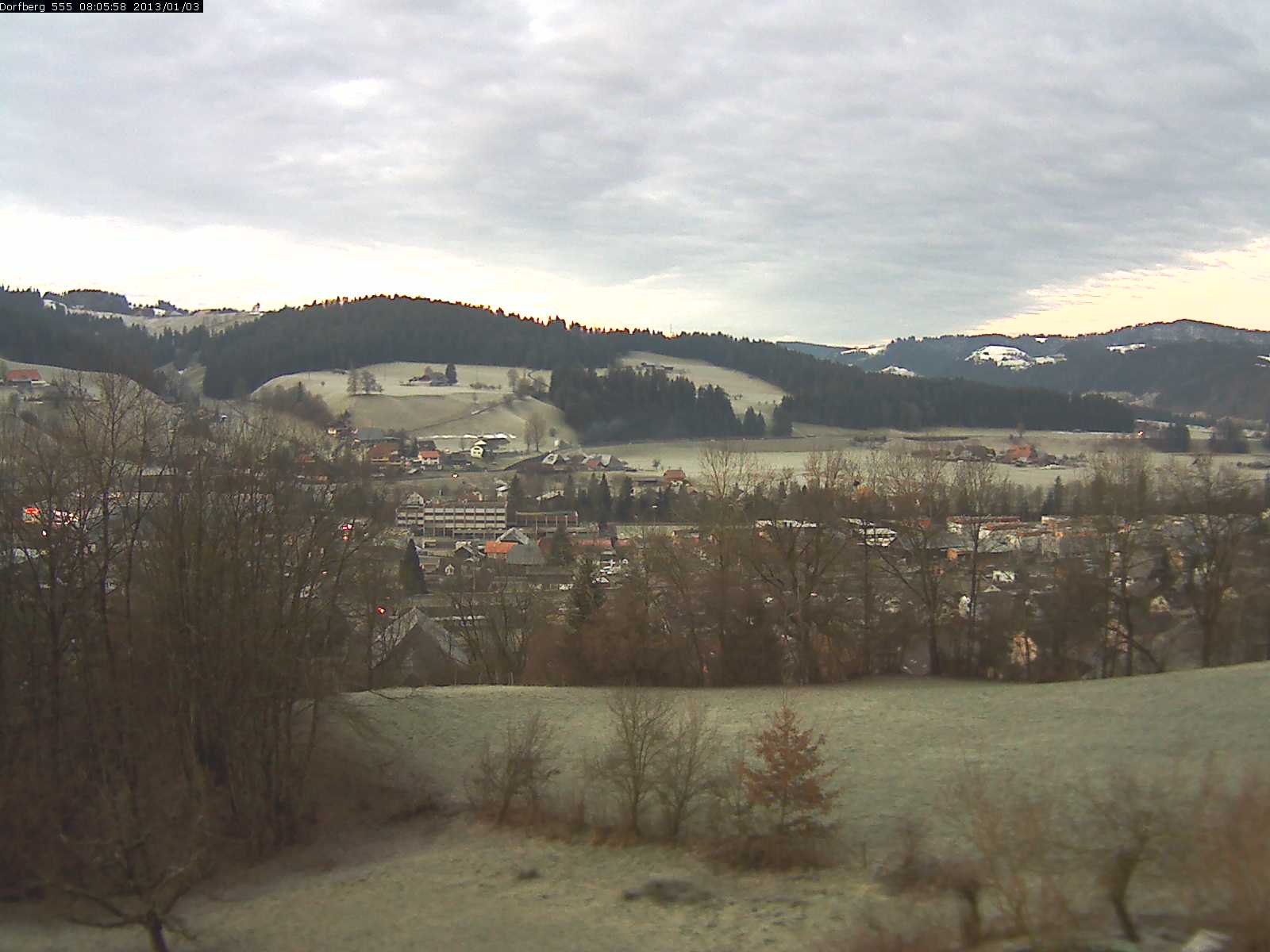 Webcam-Bild: Aussicht vom Dorfberg in Langnau 20130103-080600