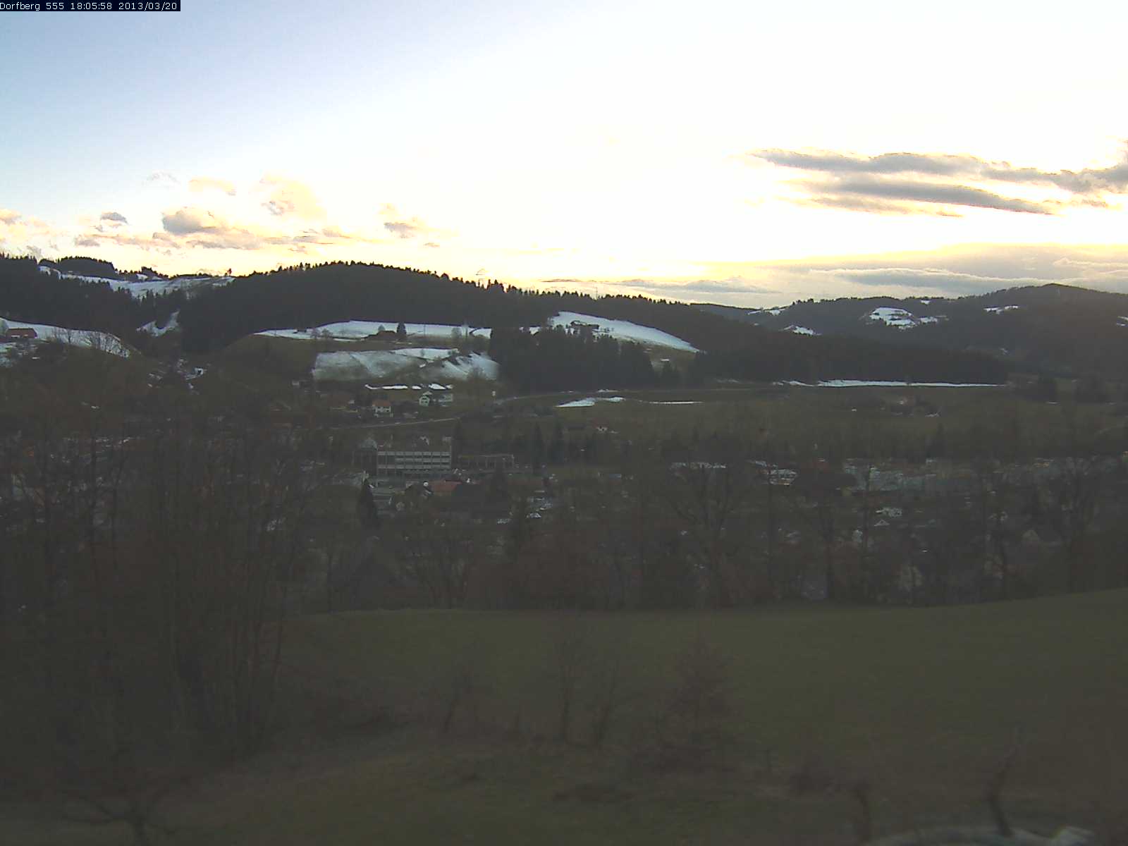 Webcam-Bild: Aussicht vom Dorfberg in Langnau 20130320-180600