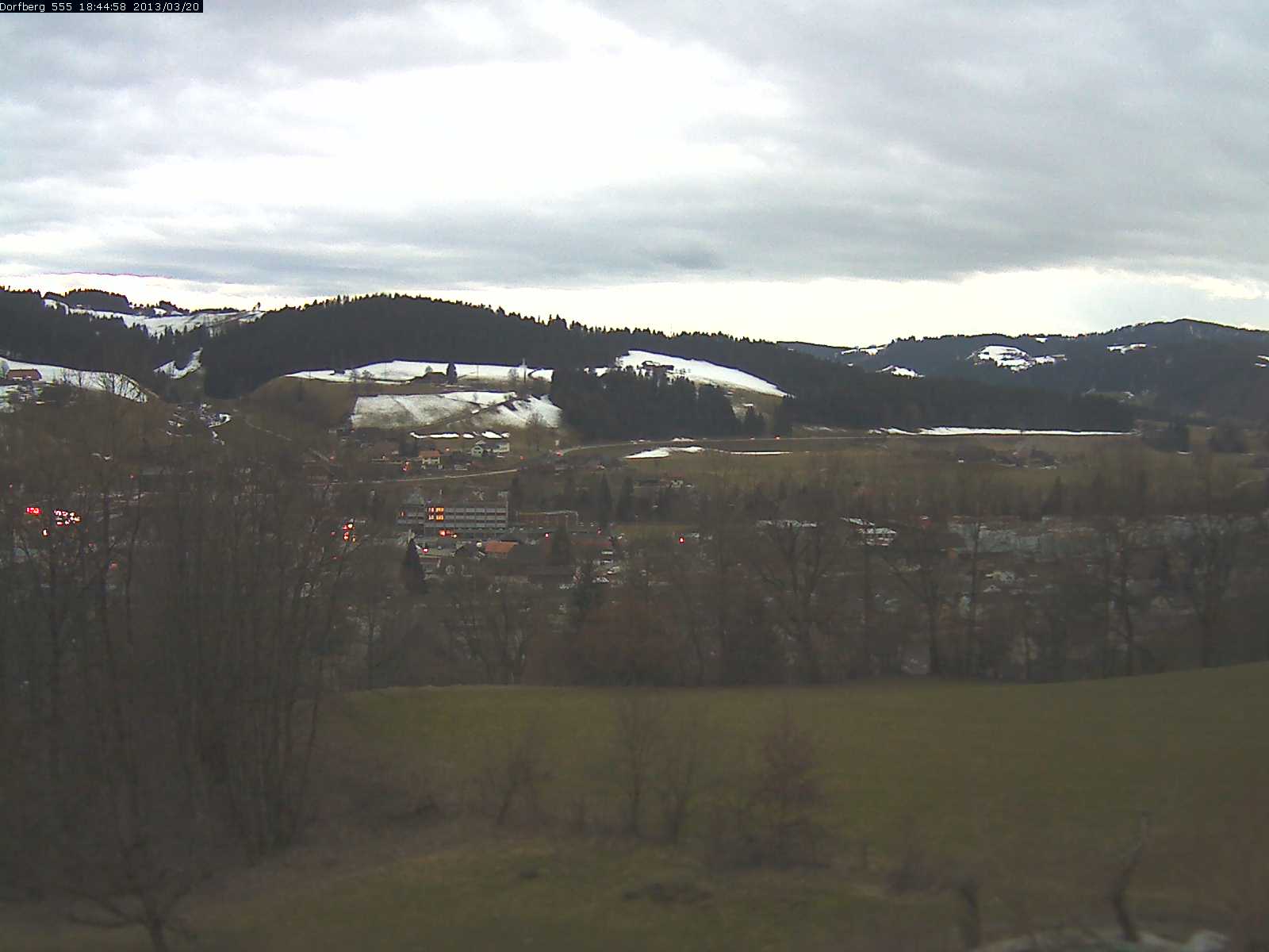 Webcam-Bild: Aussicht vom Dorfberg in Langnau 20130320-184500