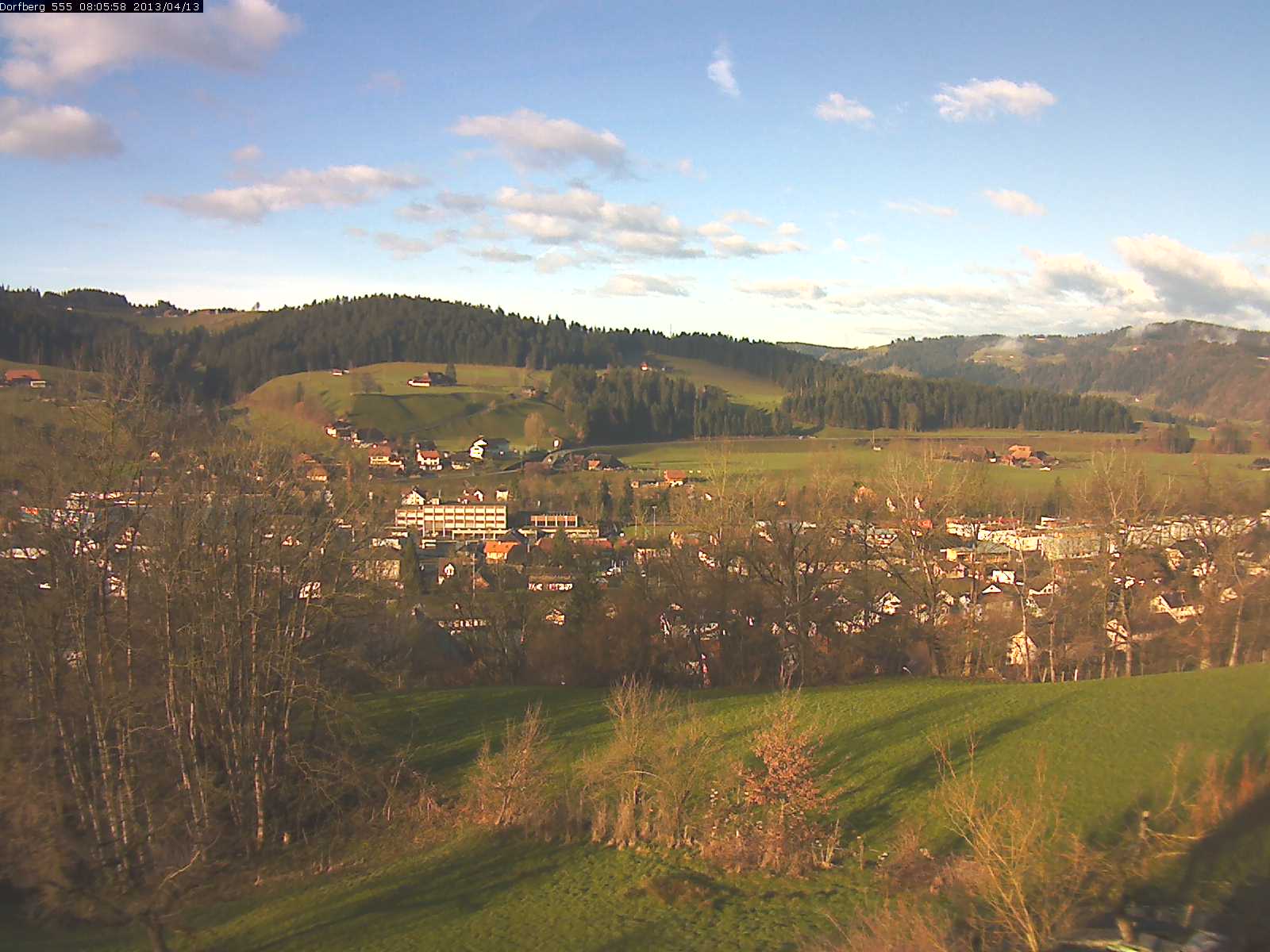 Webcam-Bild: Aussicht vom Dorfberg in Langnau 20130413-080600