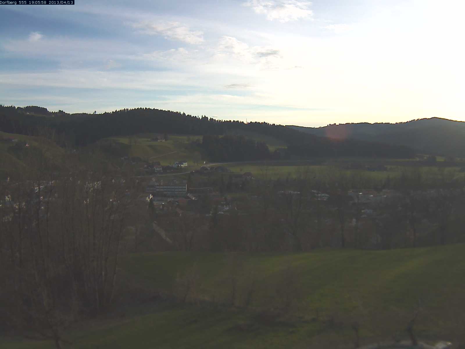 Webcam-Bild: Aussicht vom Dorfberg in Langnau 20130413-190600
