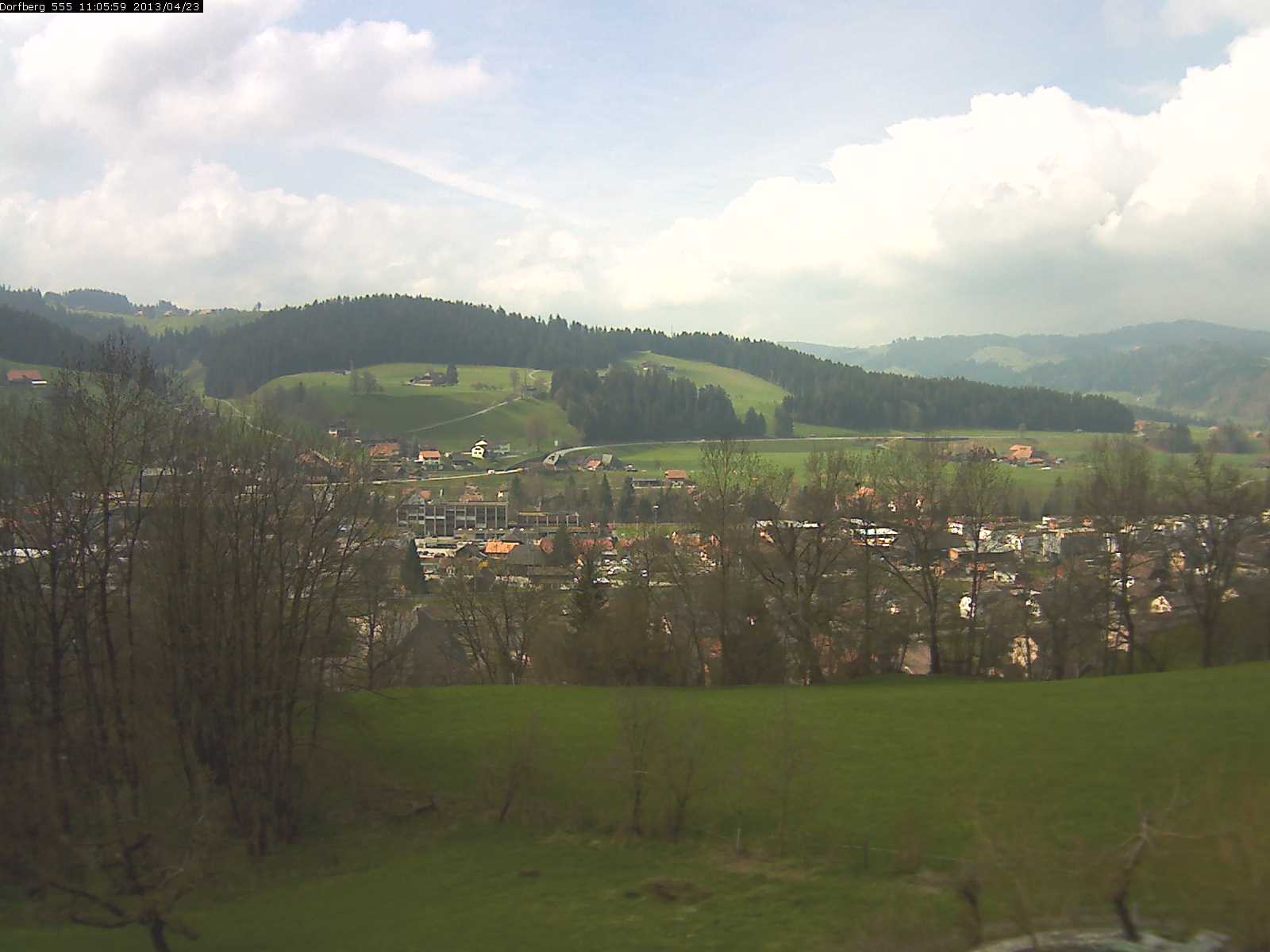 Webcam-Bild: Aussicht vom Dorfberg in Langnau 20130423-110600