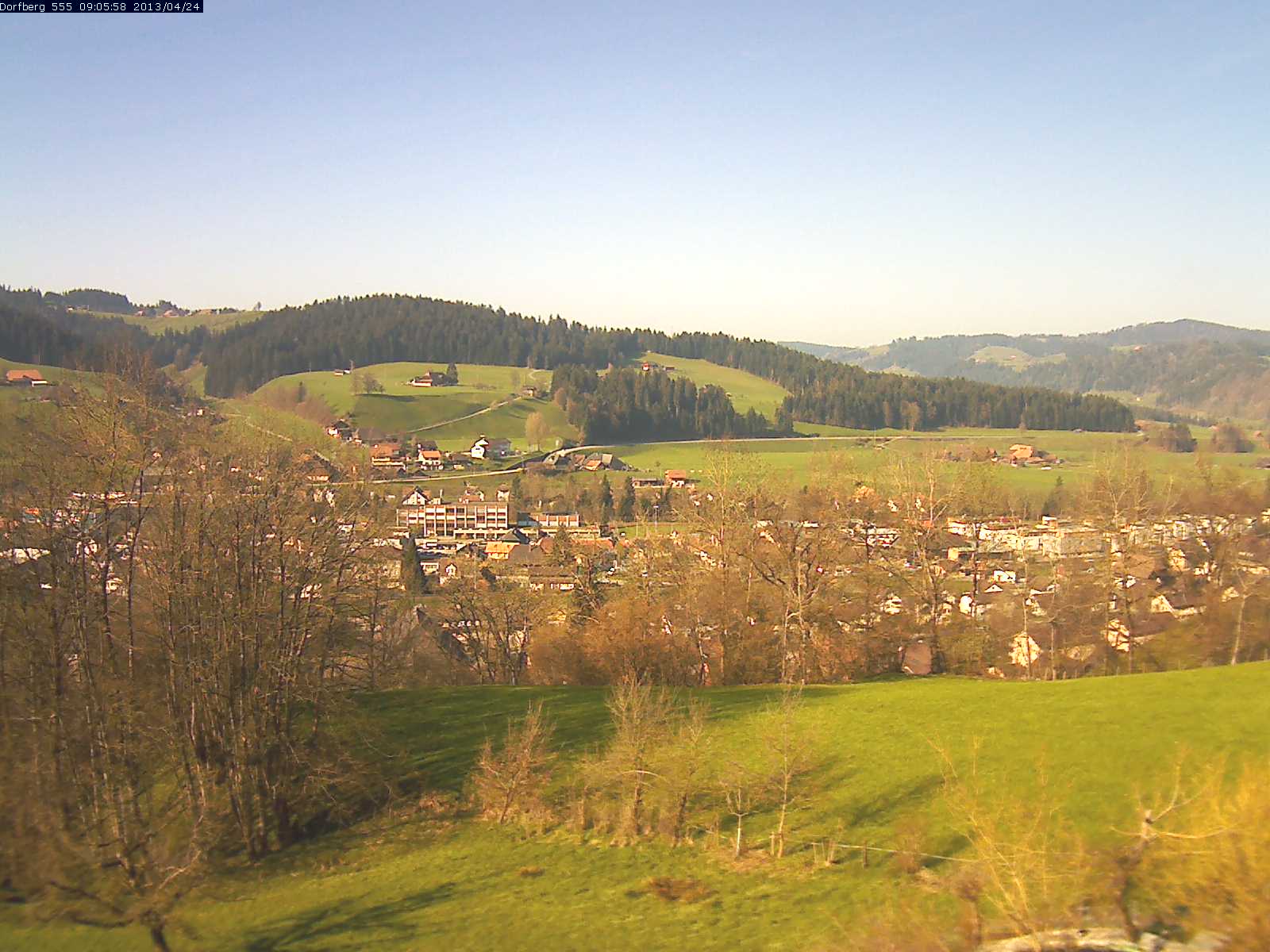 Webcam-Bild: Aussicht vom Dorfberg in Langnau 20130424-090600