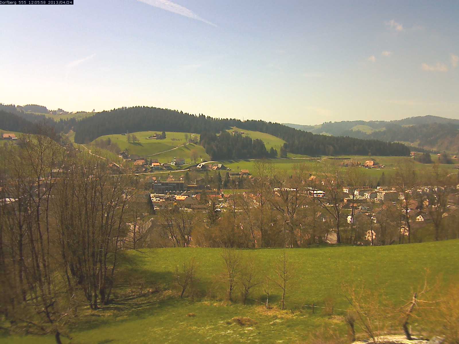 Webcam-Bild: Aussicht vom Dorfberg in Langnau 20130424-120600
