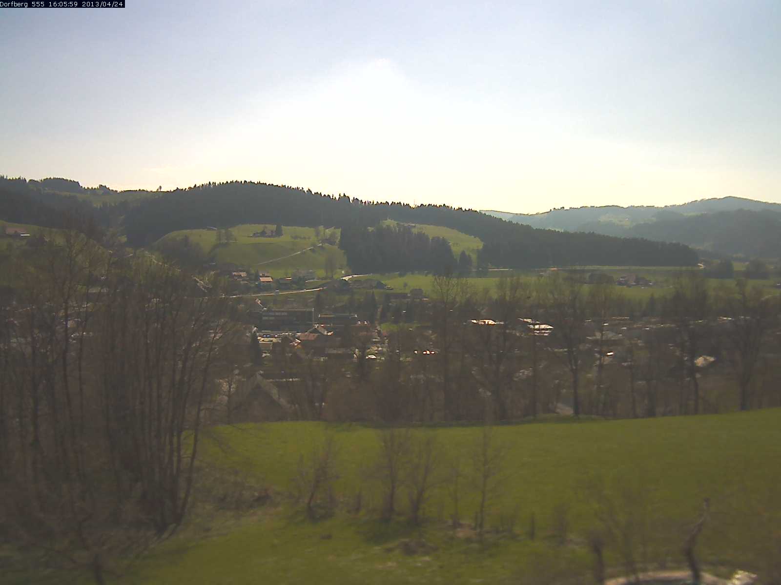 Webcam-Bild: Aussicht vom Dorfberg in Langnau 20130424-160600