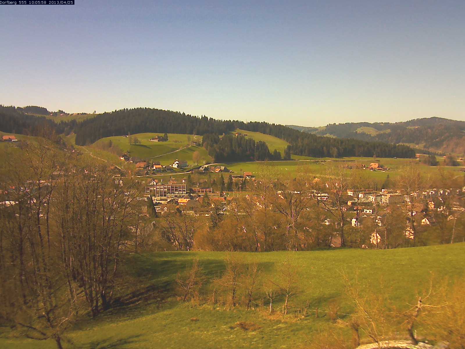 Webcam-Bild: Aussicht vom Dorfberg in Langnau 20130425-100600