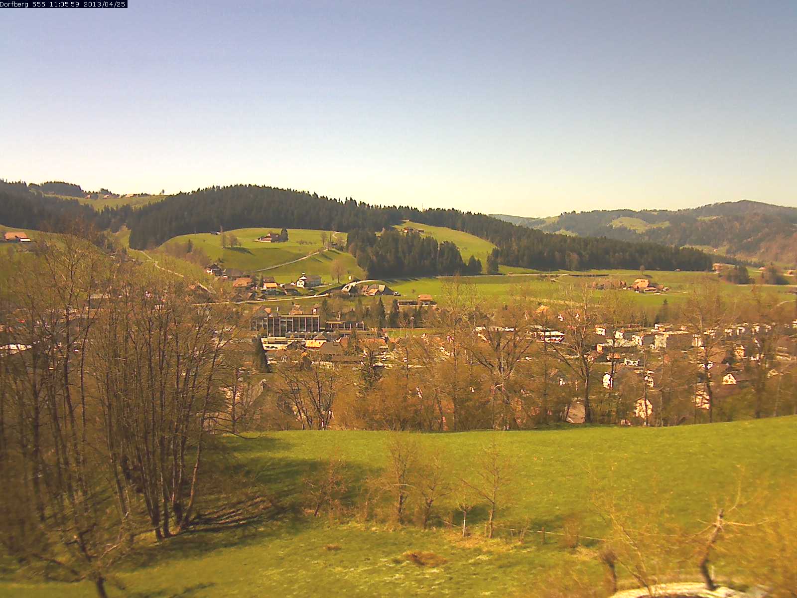 Webcam-Bild: Aussicht vom Dorfberg in Langnau 20130425-110600