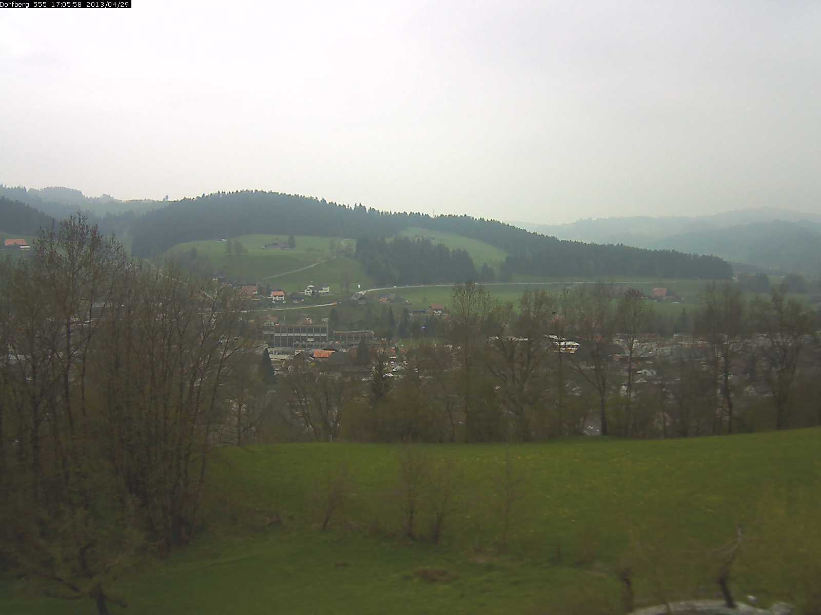 Webcam-Bild: Aussicht vom Dorfberg in Langnau 20130429-170600