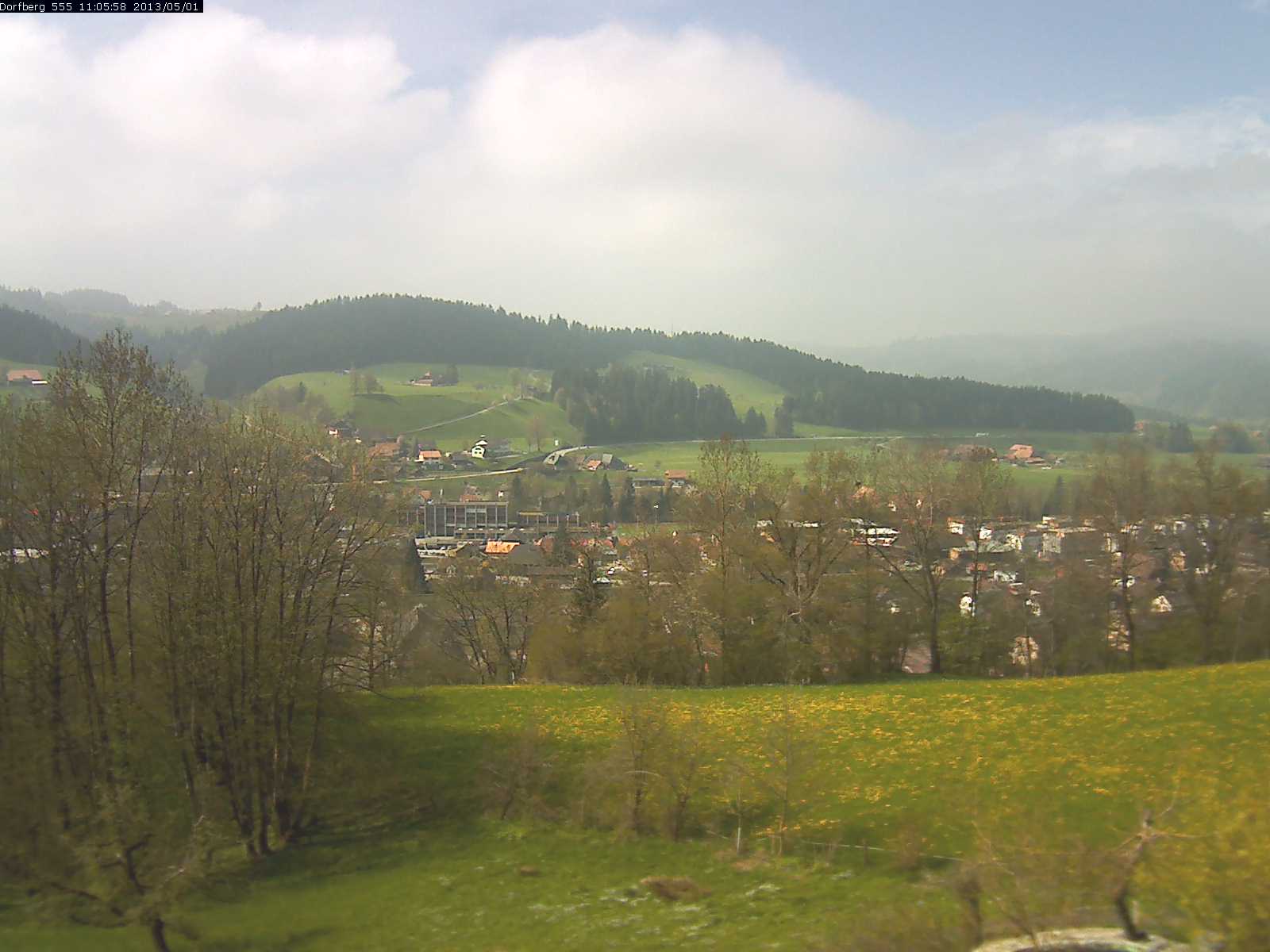 Webcam-Bild: Aussicht vom Dorfberg in Langnau 20130501-110600