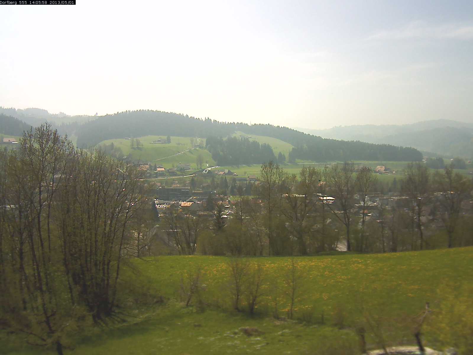 Webcam-Bild: Aussicht vom Dorfberg in Langnau 20130501-140600