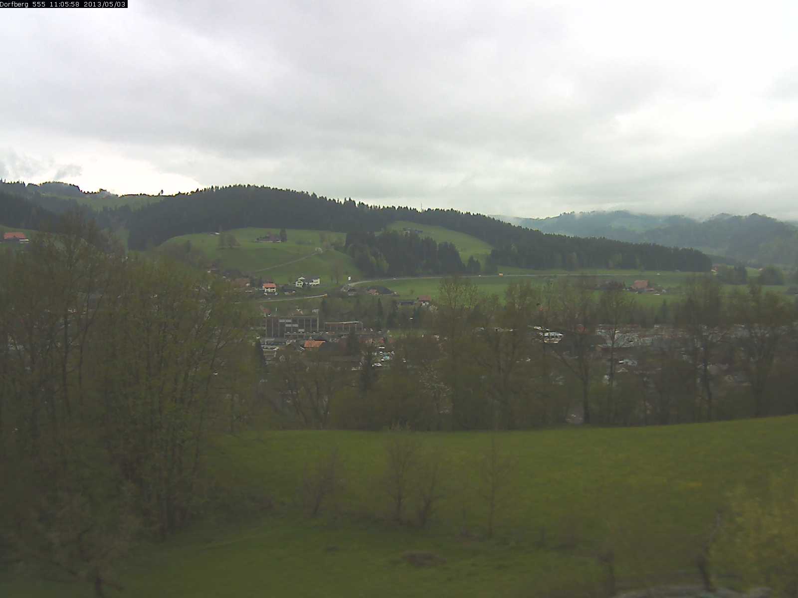 Webcam-Bild: Aussicht vom Dorfberg in Langnau 20130503-110600