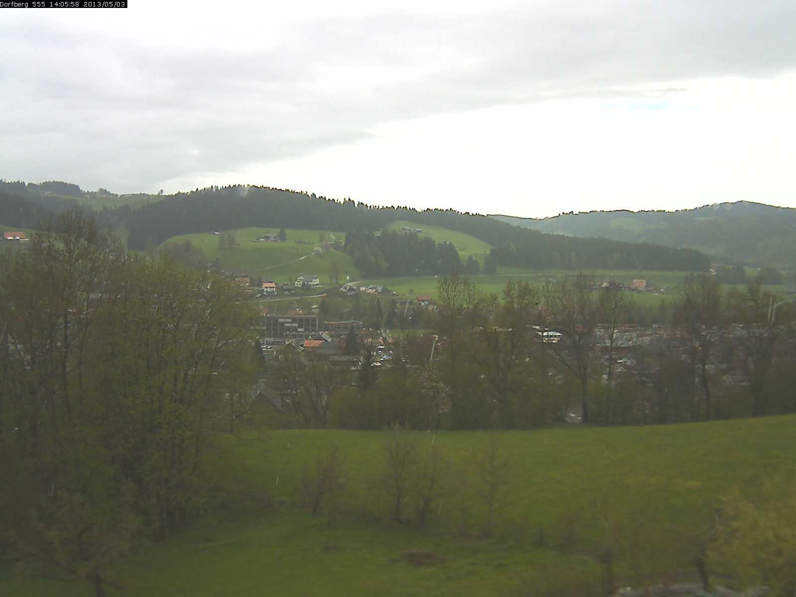 Webcam-Bild: Aussicht vom Dorfberg in Langnau 20130503-140600