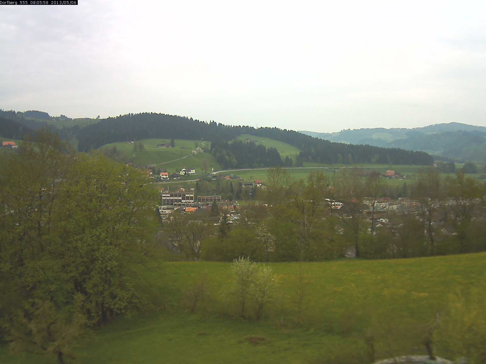Webcam-Bild: Aussicht vom Dorfberg in Langnau 20130506-080600
