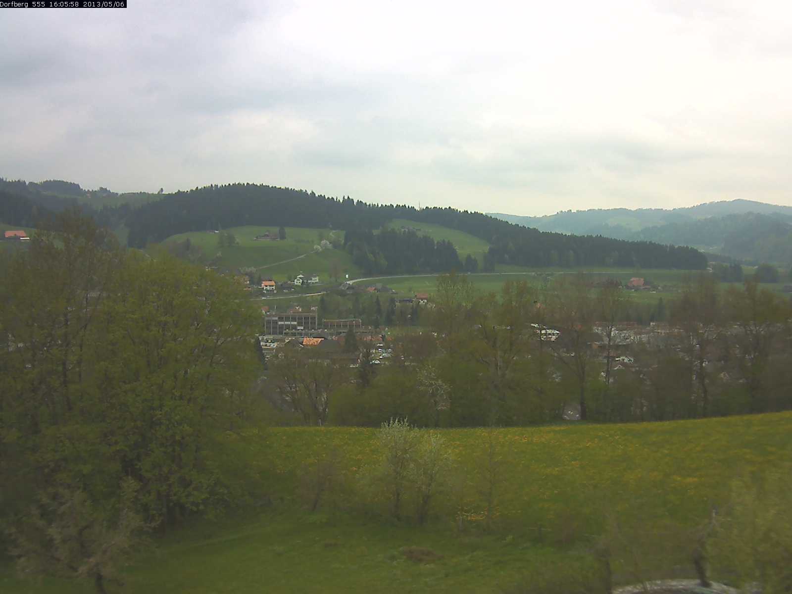 Webcam-Bild: Aussicht vom Dorfberg in Langnau 20130506-160600