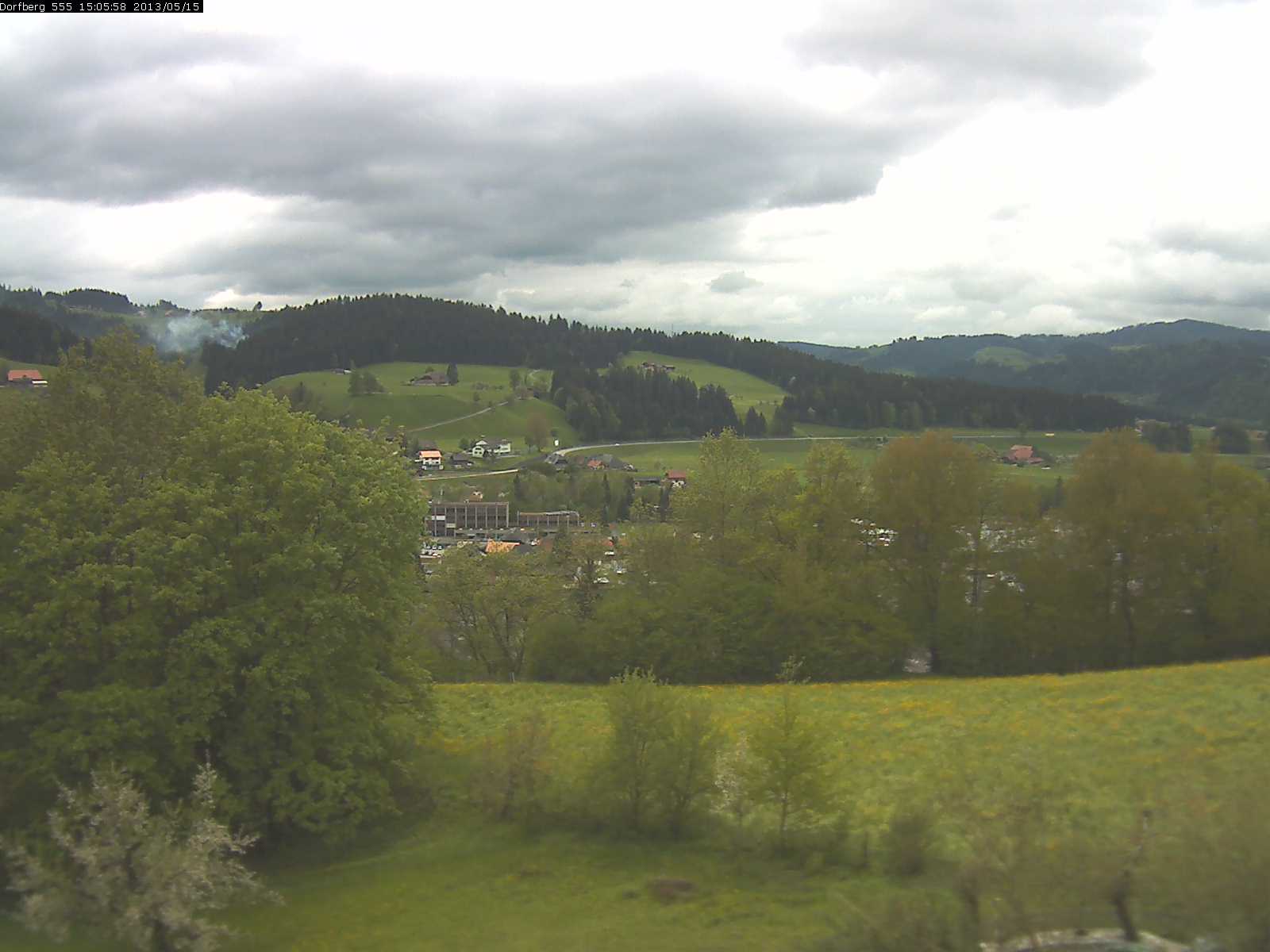 Webcam-Bild: Aussicht vom Dorfberg in Langnau 20130515-150600