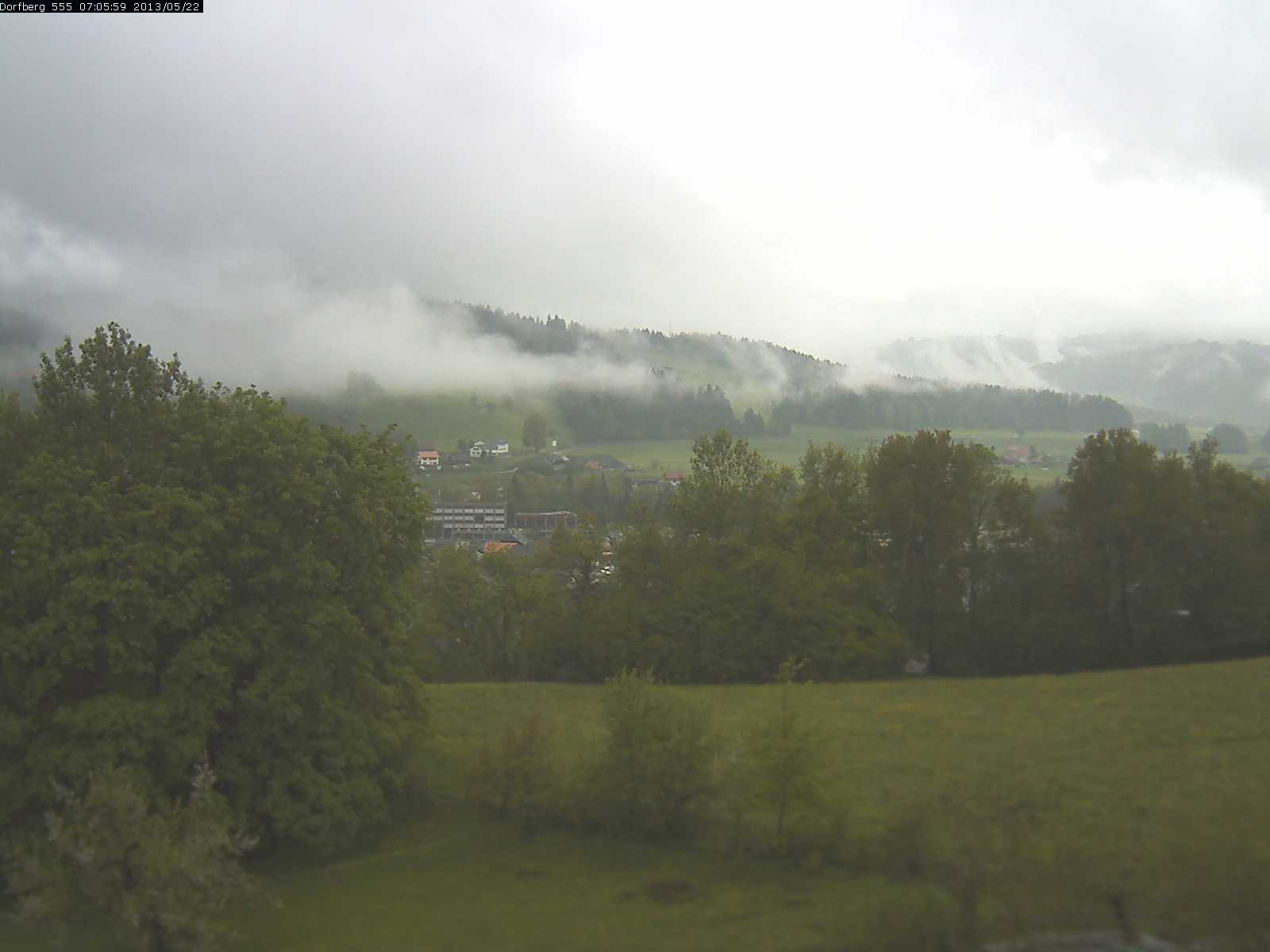 Webcam-Bild: Aussicht vom Dorfberg in Langnau 20130522-070600