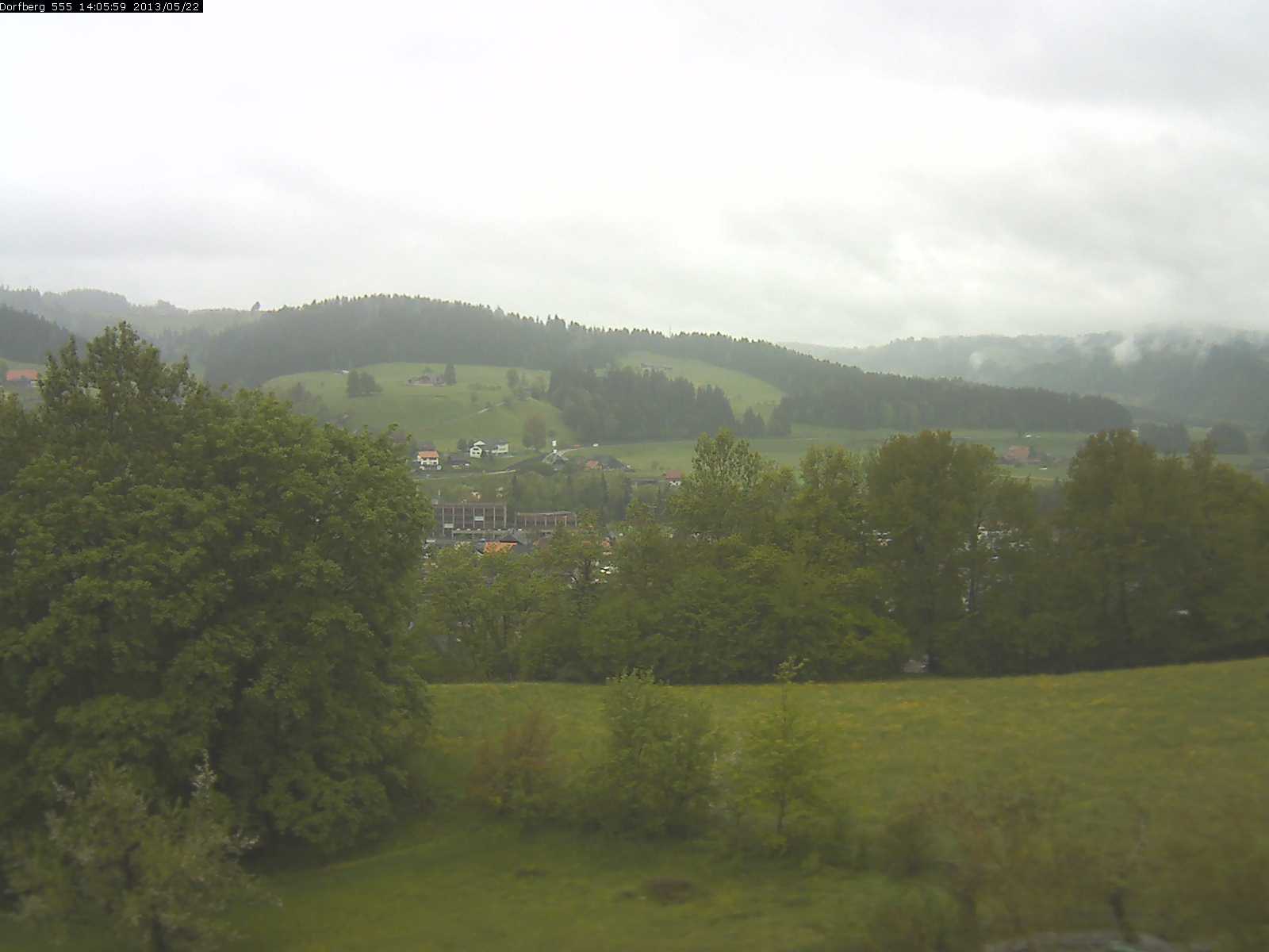 Webcam-Bild: Aussicht vom Dorfberg in Langnau 20130522-140600