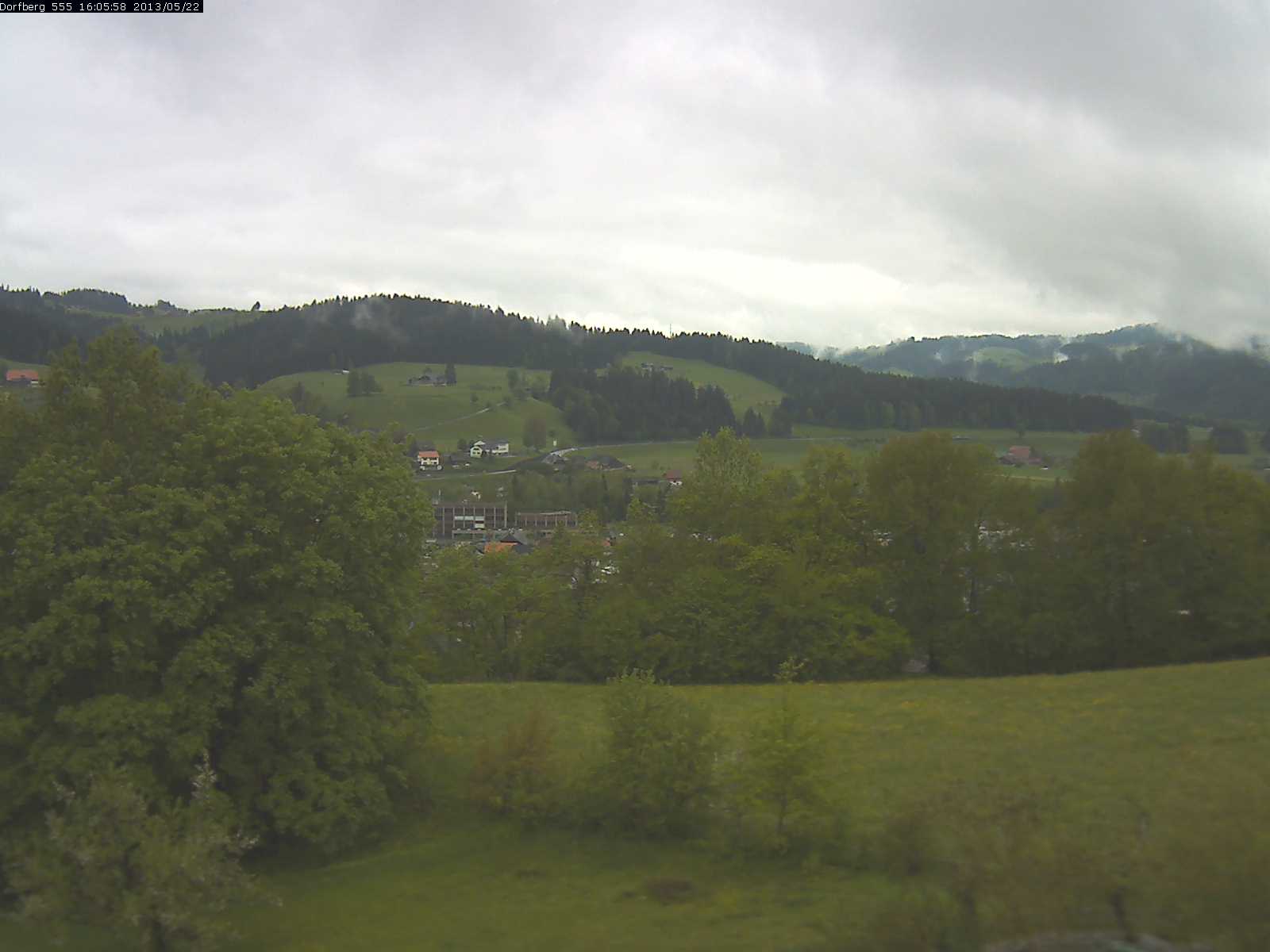 Webcam-Bild: Aussicht vom Dorfberg in Langnau 20130522-160600