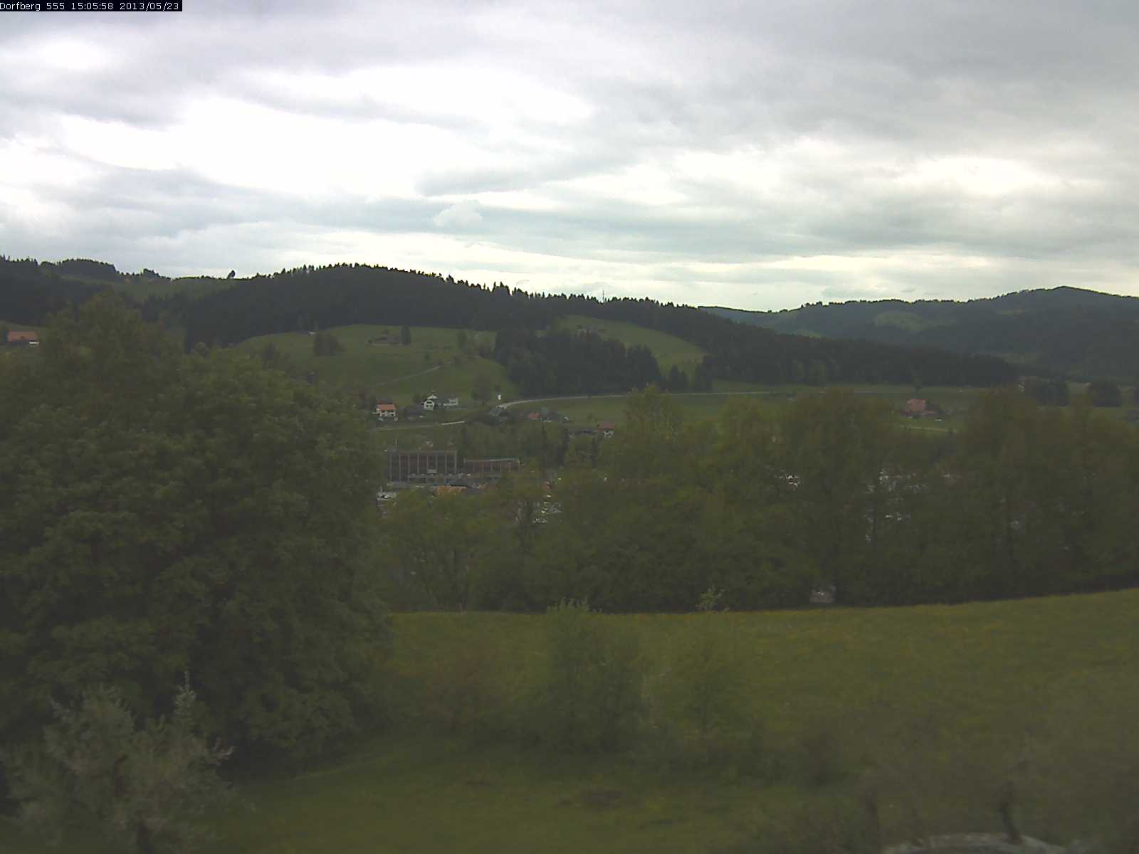 Webcam-Bild: Aussicht vom Dorfberg in Langnau 20130523-150600