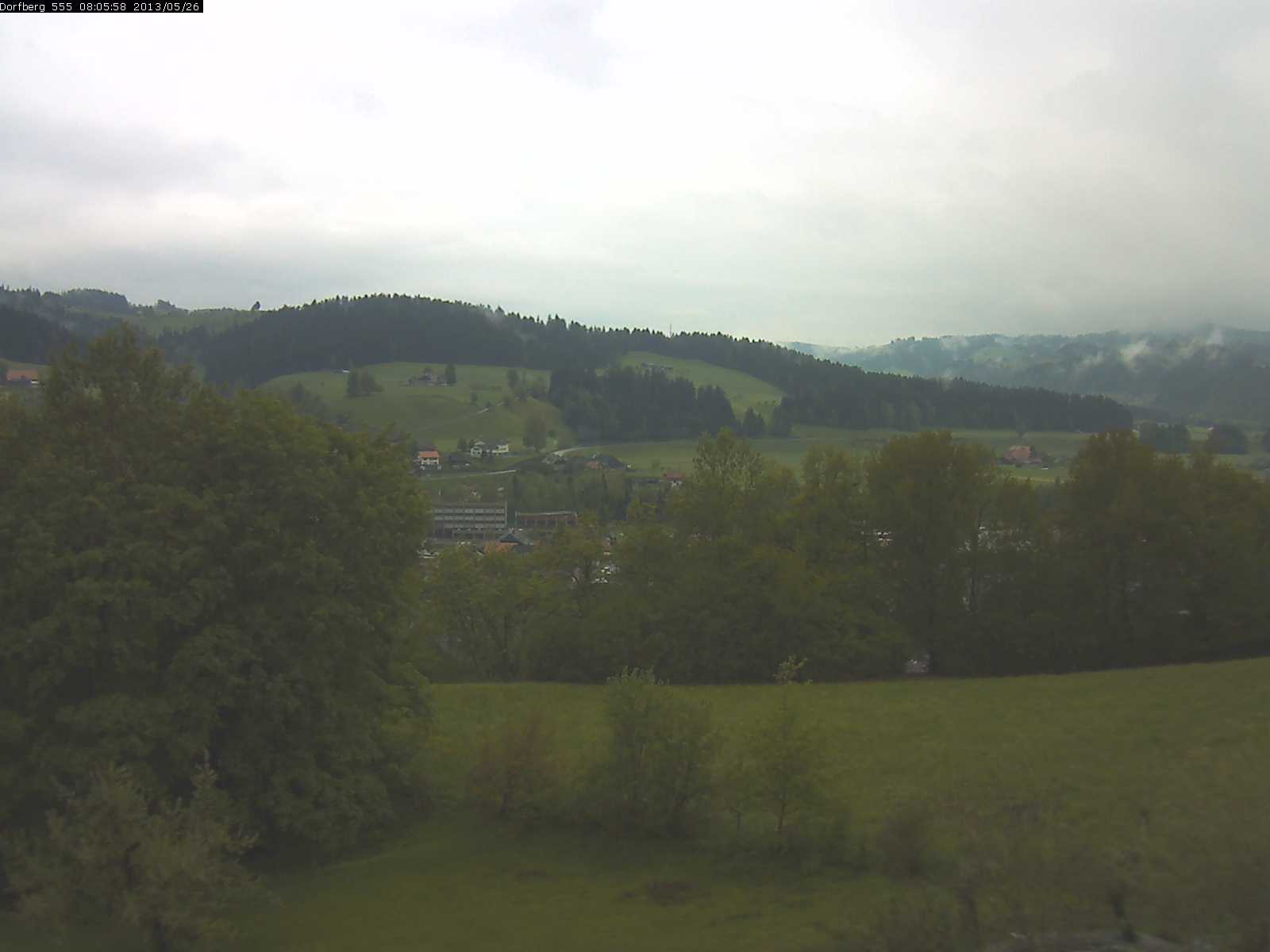 Webcam-Bild: Aussicht vom Dorfberg in Langnau 20130526-080600
