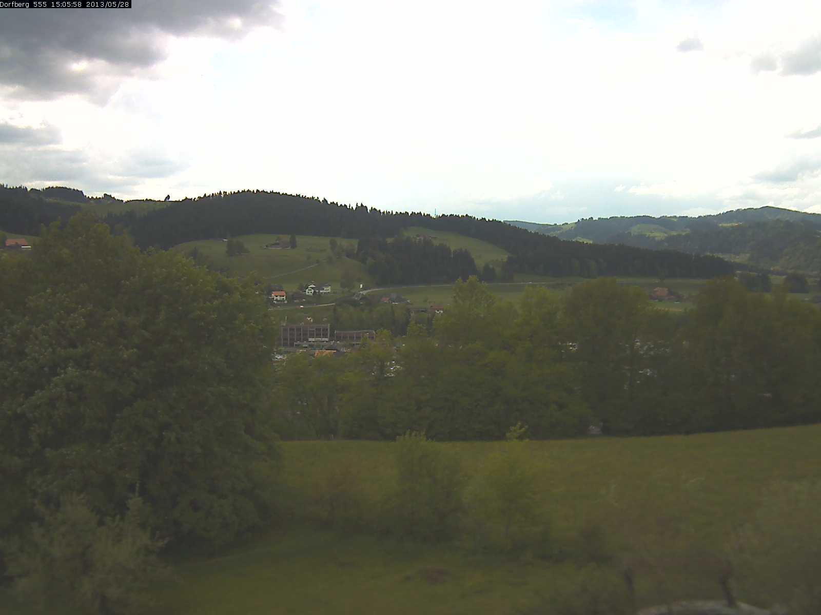 Webcam-Bild: Aussicht vom Dorfberg in Langnau 20130528-150600